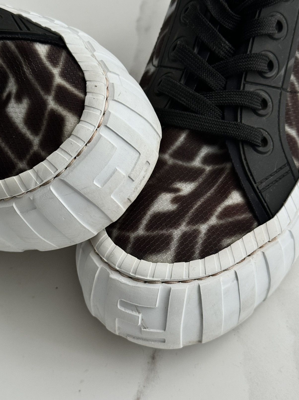 Fendi Fendi Force Monogram Low-Top Sneaker Size US 11 / EU 44 - 2 Thumbnail
