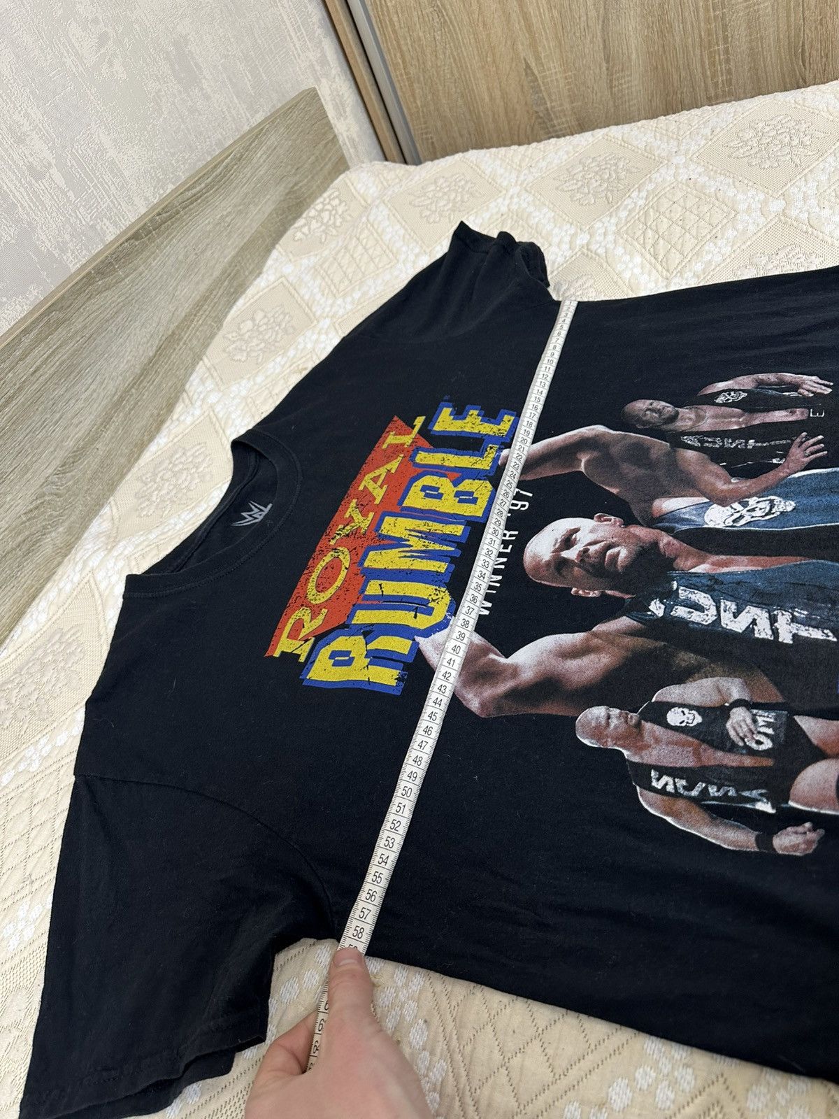 WWE 🔥 Stone Cold Winner 97 Royal Rumble Vintage WWE T Shirt Size US XL / EU 56 / 4 - 4 Thumbnail