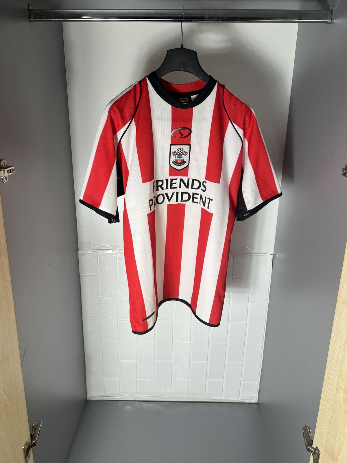 Vintage VERY RARE FC SOUTHAMPTON ENGLAND RETRO SOCCER JERSEY Y2K 90s Size US M / EU 48-50 / 2 - 2 Thumbnail