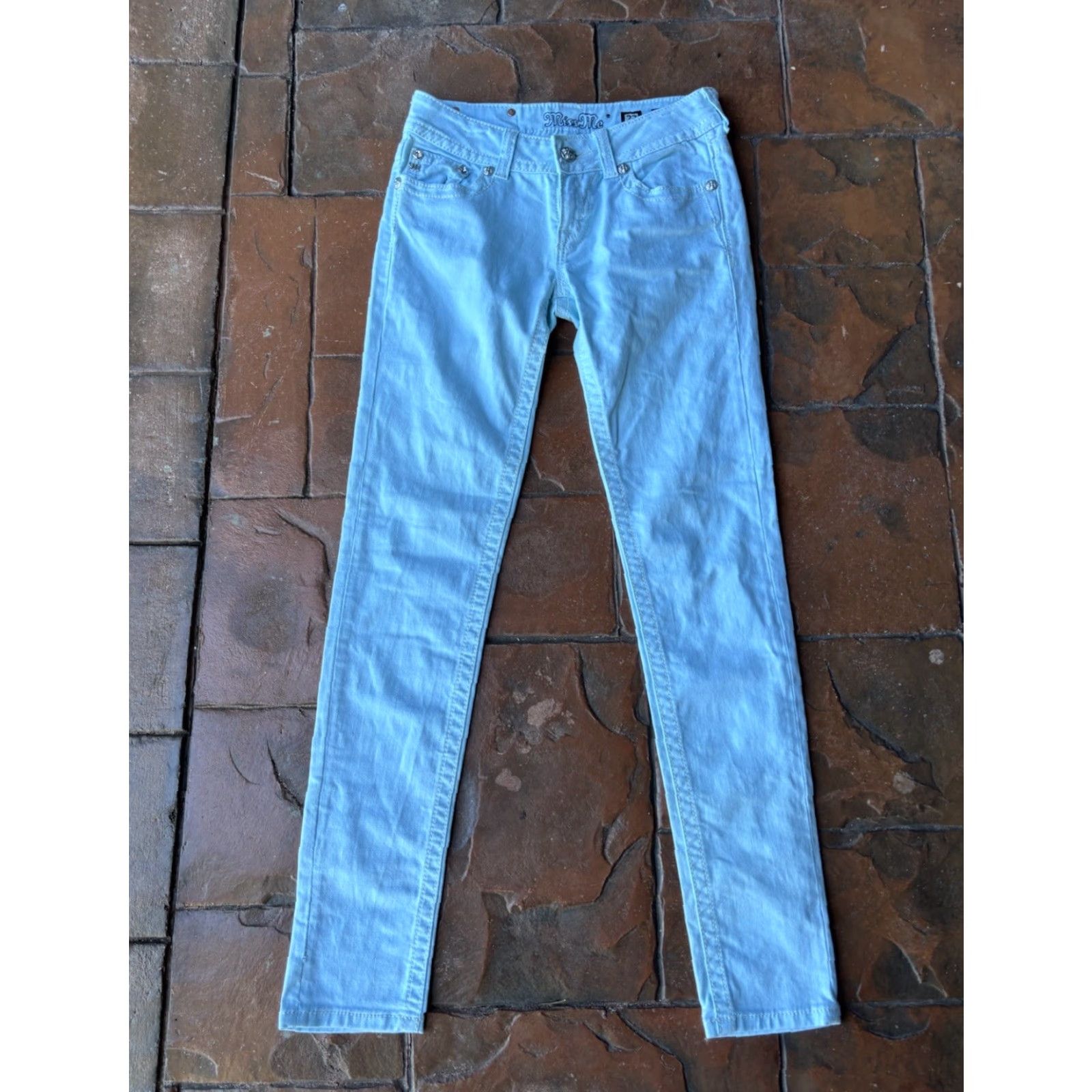 Miss Me VINTAGE Miss Me Jeans Skinny Cross Embroidery Studded Wings Women's 27 Low Rise Blue Denim 5-Pocket Logo Rhinestone Size 27 Girls Mens Womens Size 27" / US 4 / IT 40 - 2 Thumbnail