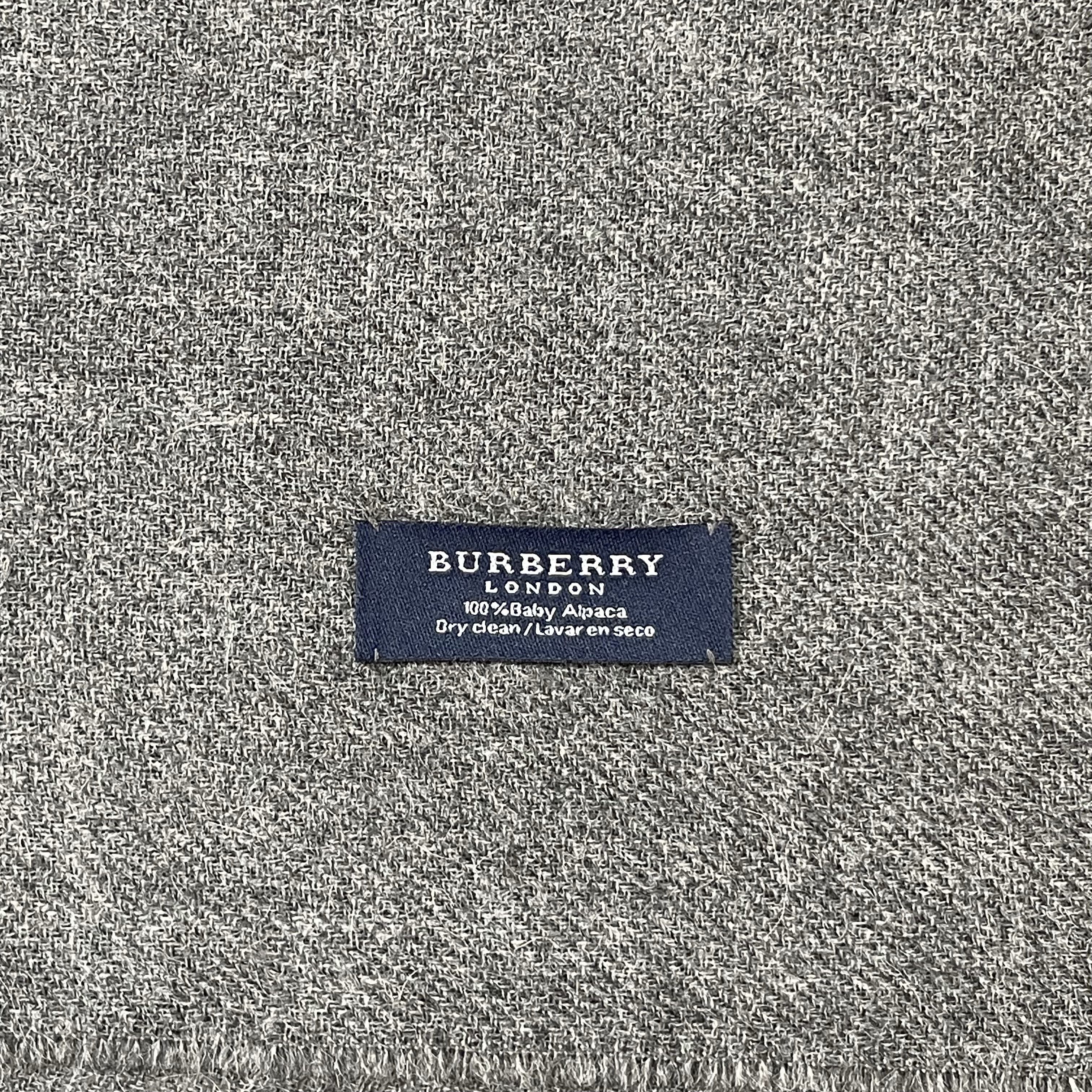 Burberry Burberry Big Scarf Scarf / Muffler - 6159 Size ONE SIZE - 6 Thumbnail