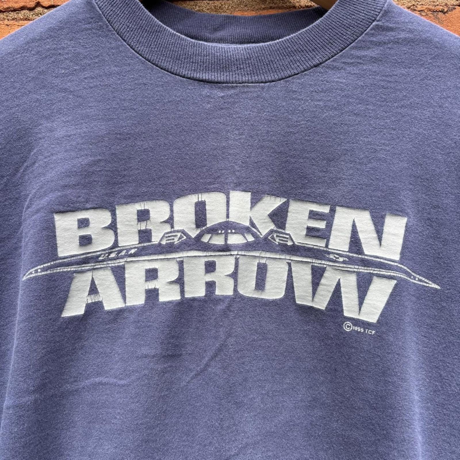 Fruit Of The Loom vintage broken arrow go ballistic long sleeve t shirt 1995 Size US XL / EU 56 / 4 - 3 Thumbnail