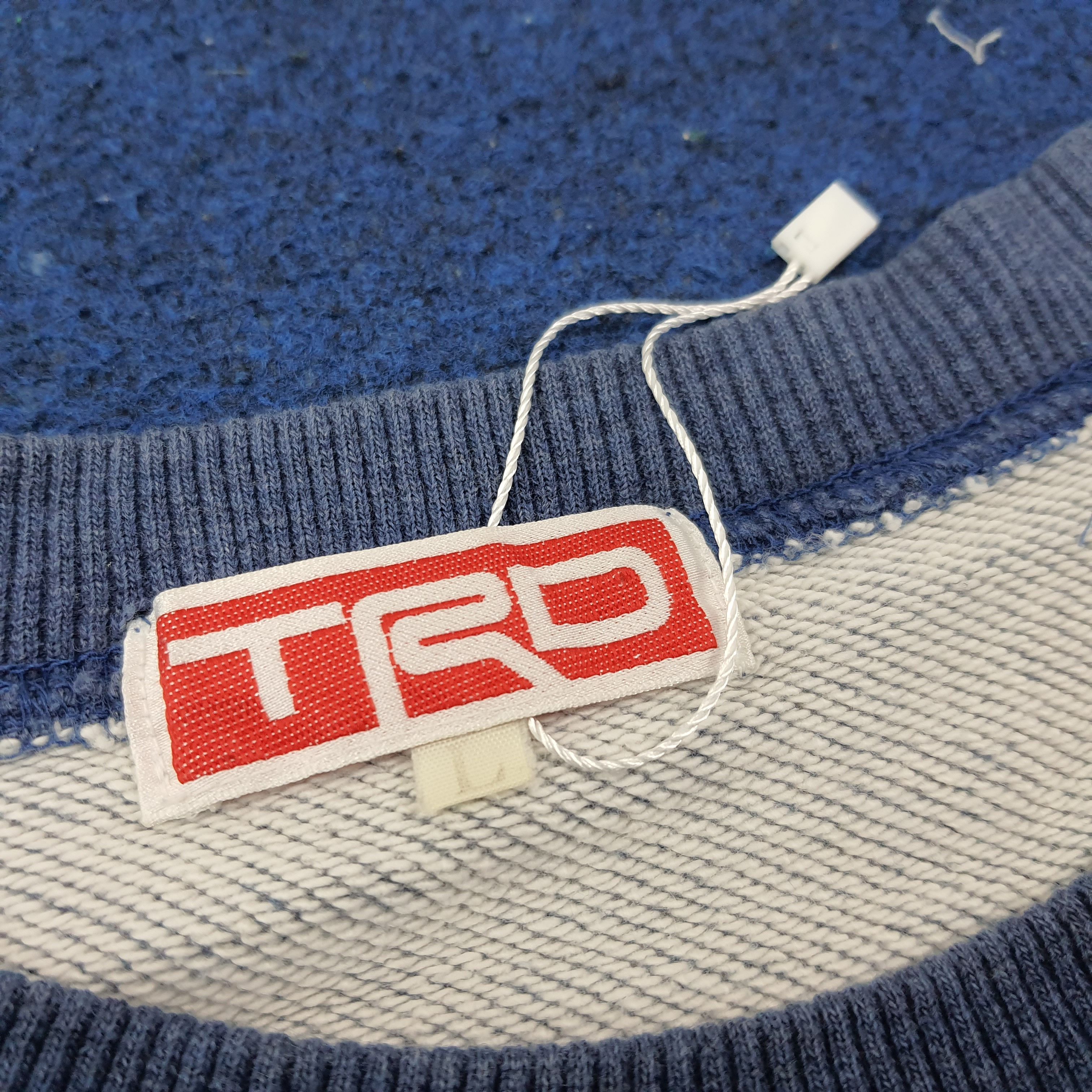 Japanese Brand Vintage TRD Toyota Japan Motorsports Sweatshirt C238N18 Size US L / EU 52-54 / 3 - 4 Thumbnail