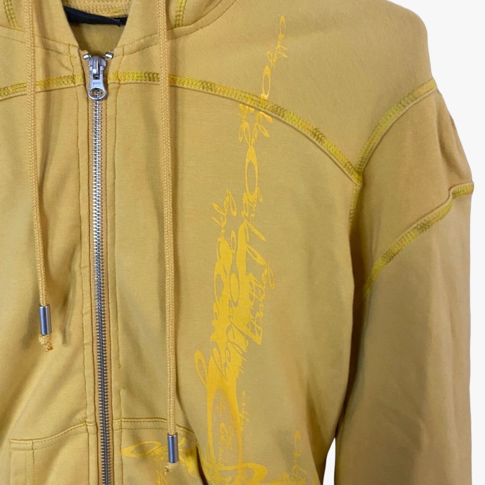 Oakley VINTAGE Oakley Hoodie Women's Small Yellow Y2K Graphic Full Zip Sweatshirt Long Sleeve Activewear Size S / US 4 / IT 40 - 7 Thumbnail