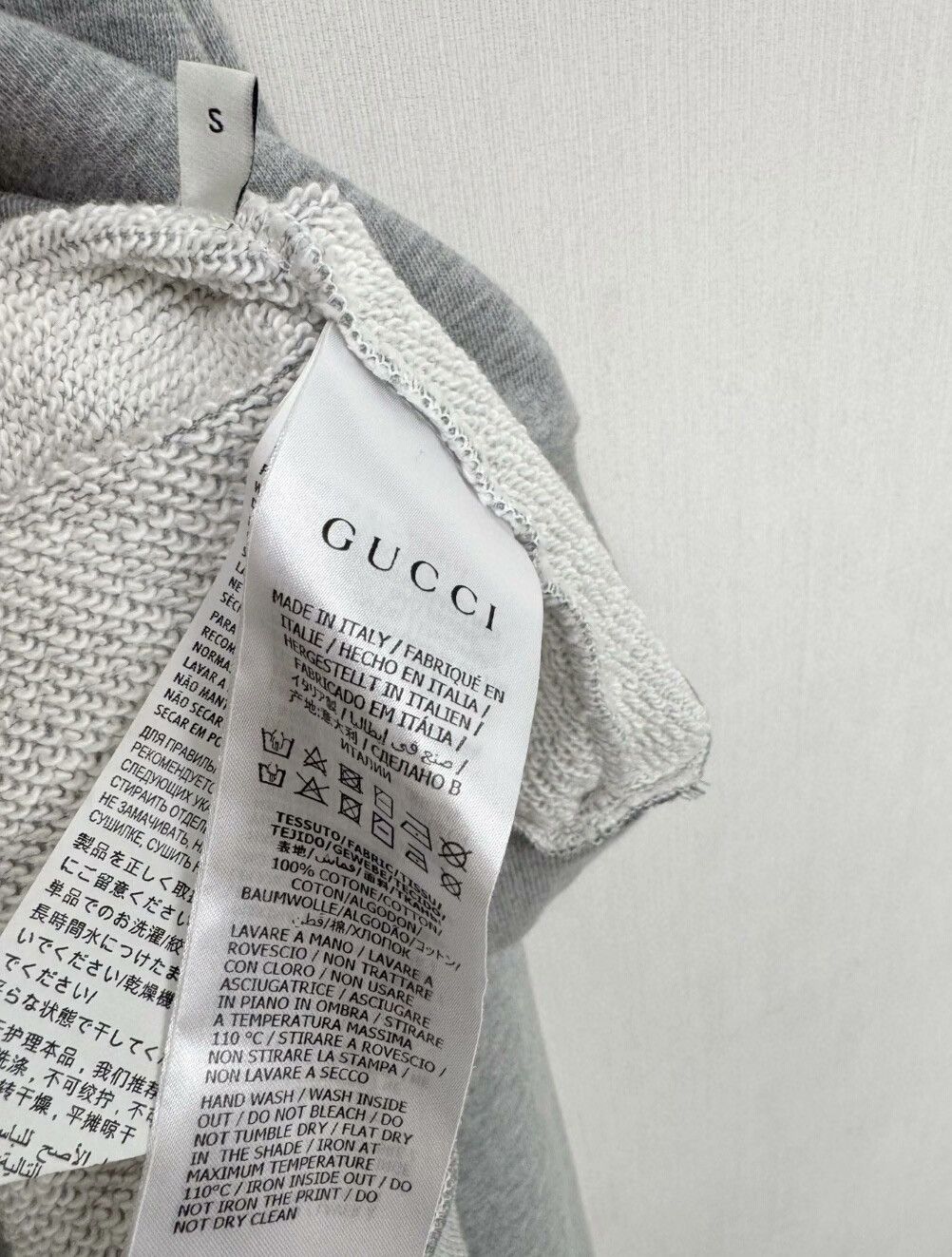 Gucci Gucci brand new with tag sweater Size US S / EU 44-46 / 1 - 4 Thumbnail
