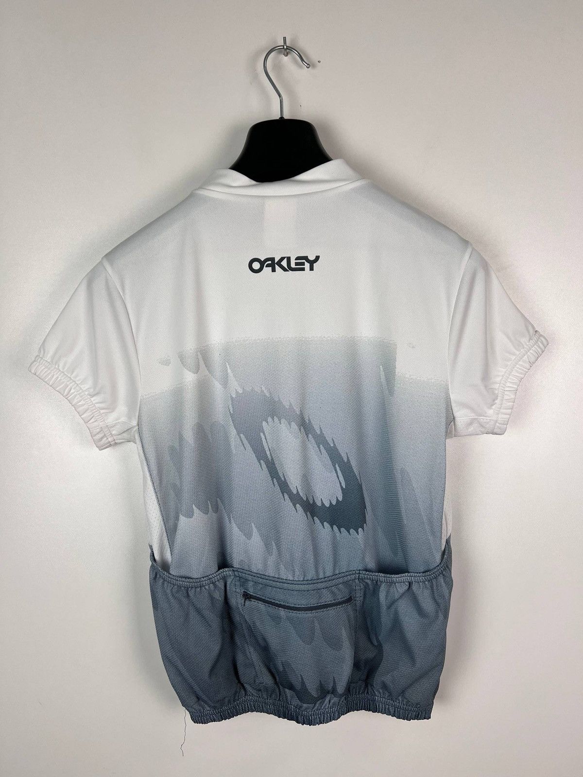 Oakley Oakley cycling jersey vintage size S Size US S / EU 44-46 / 1 - 2 Thumbnail