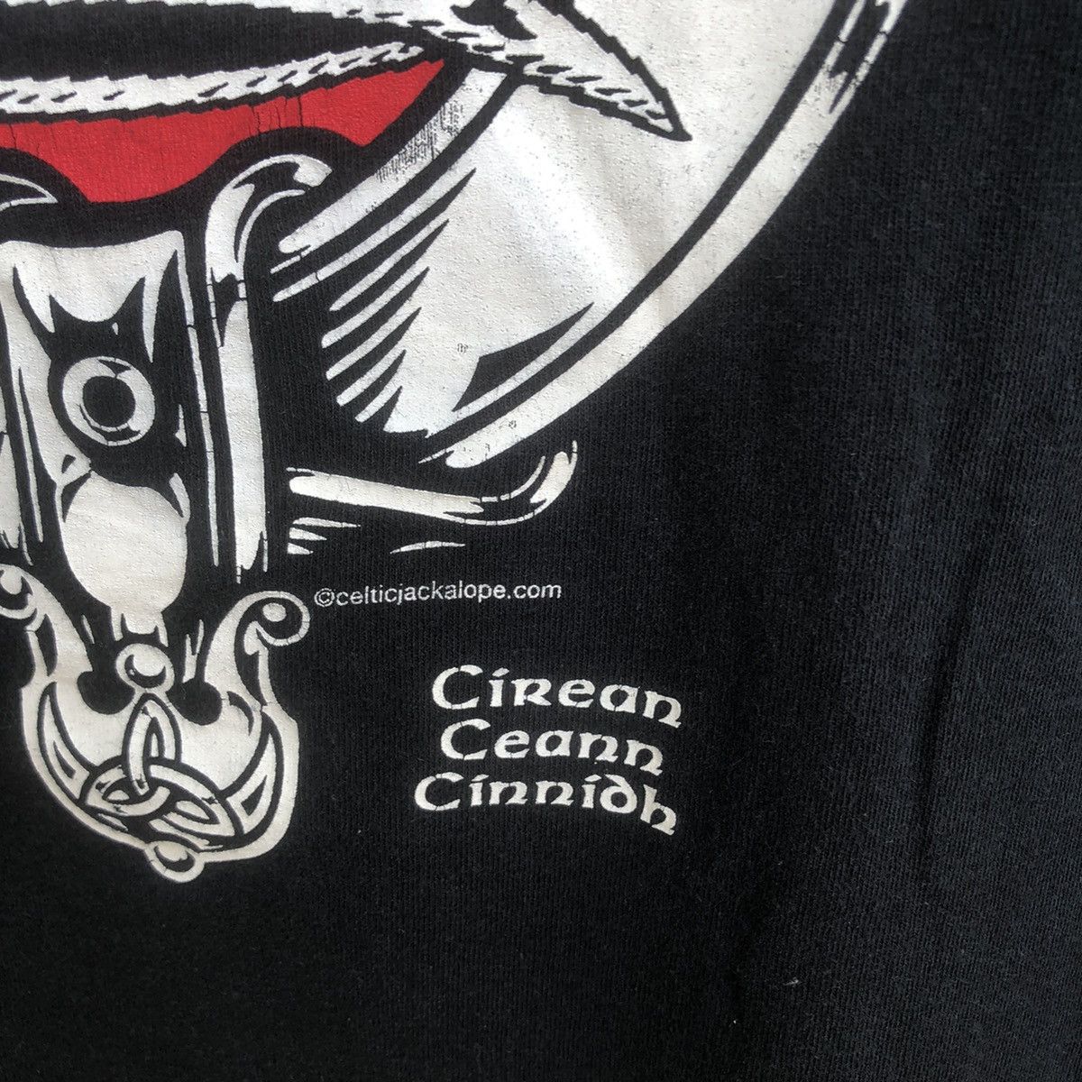 Gildan × Vintage Clan Macdougall(Buaidh.No.Bas) Shirt Size US M / EU 48-50 / 2 - 3 Thumbnail