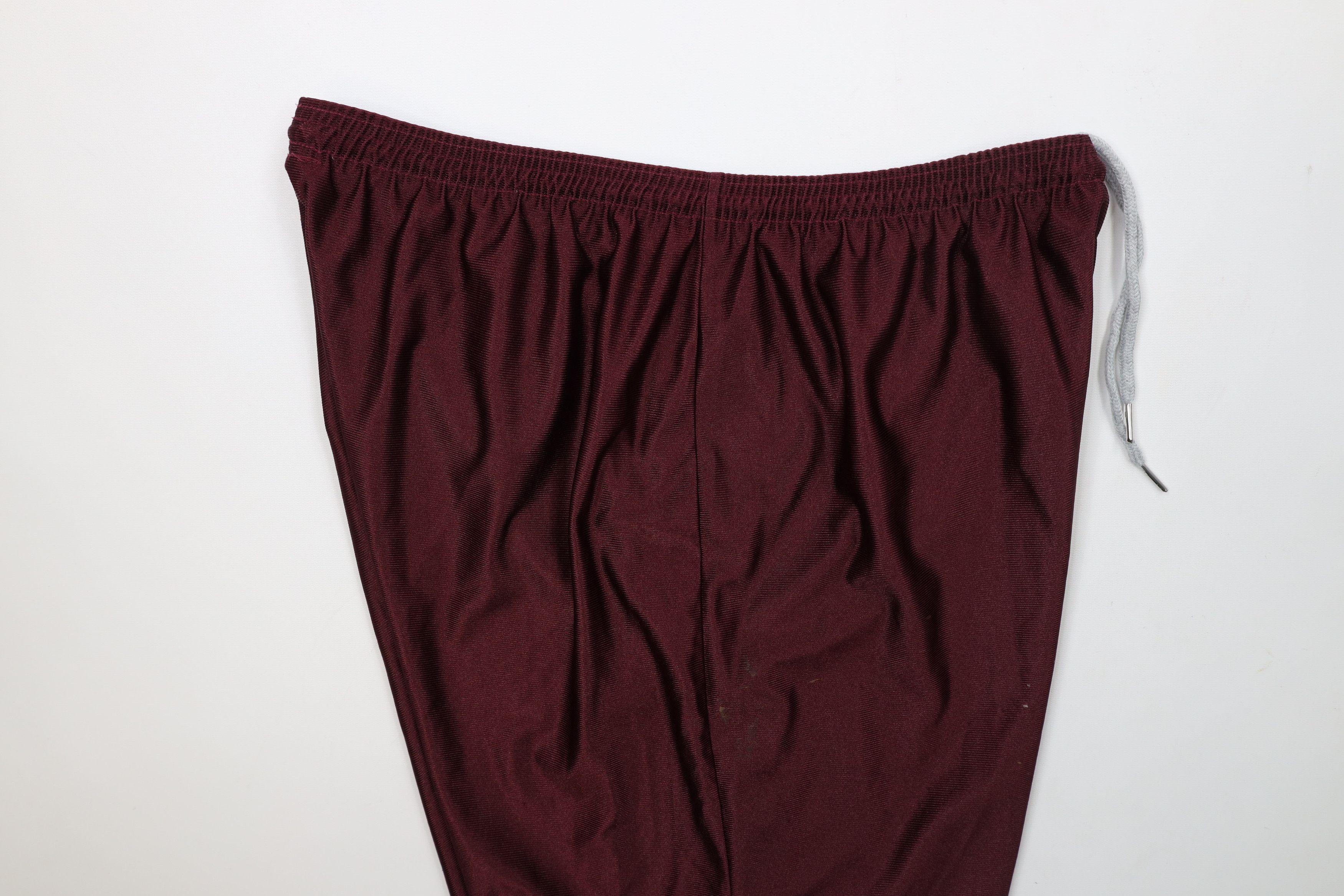Russell Athletic × Vintage Vintage 90s Russell Athletic Polyester Gym Shorts Maroon Size US 38 / EU 54 - 9 Thumbnail
