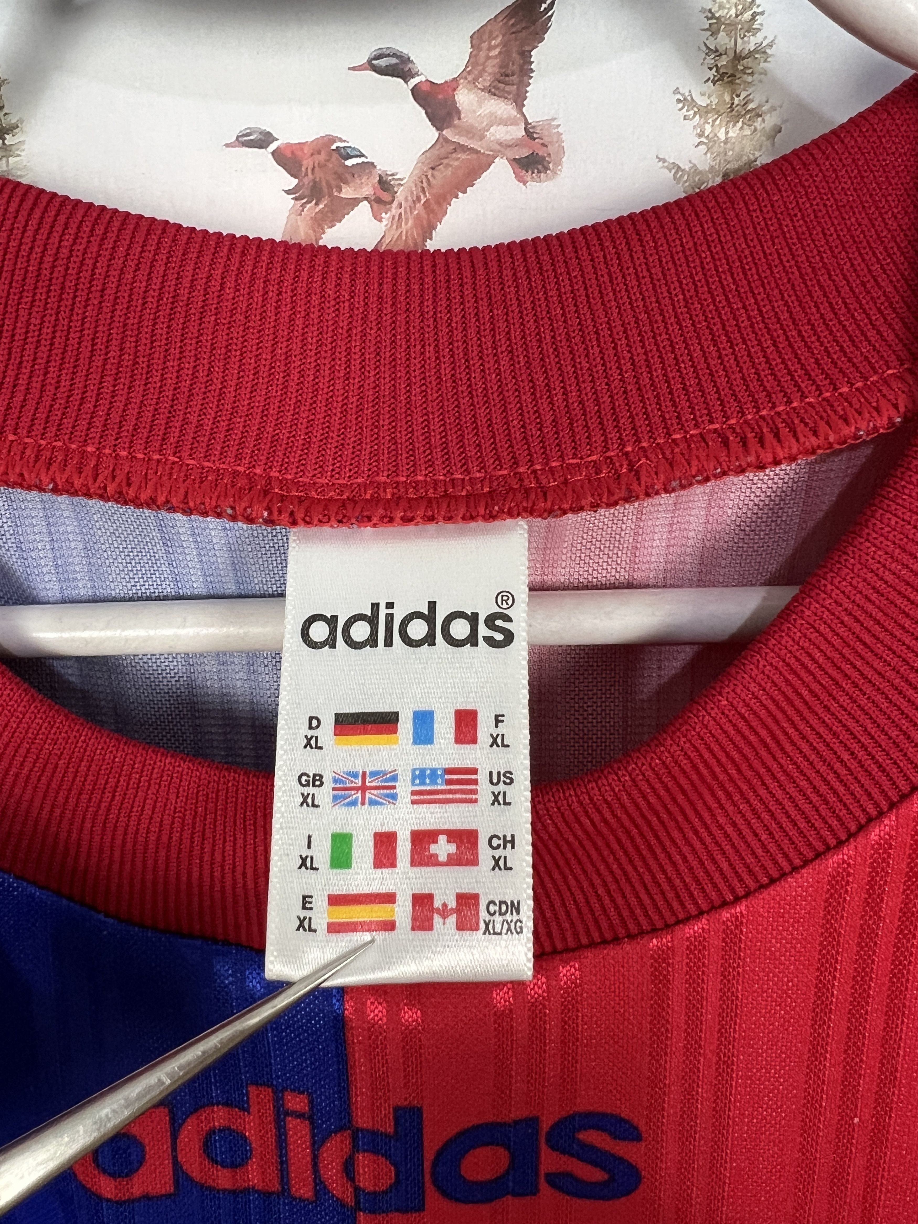 Adidas Vintage 90's Adidas Bayern Munich Football Train Shirt Size US XL / EU 56 / 4 - 10 Thumbnail