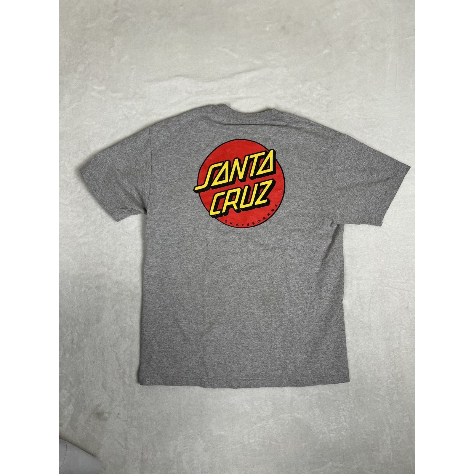 Santa Cruz Skateboards Vintage Santa Cruz Skateboard T-Shirt Size Medium Gray OG Lo Size US M / EU 48-50 / 2 - 5 Thumbnail