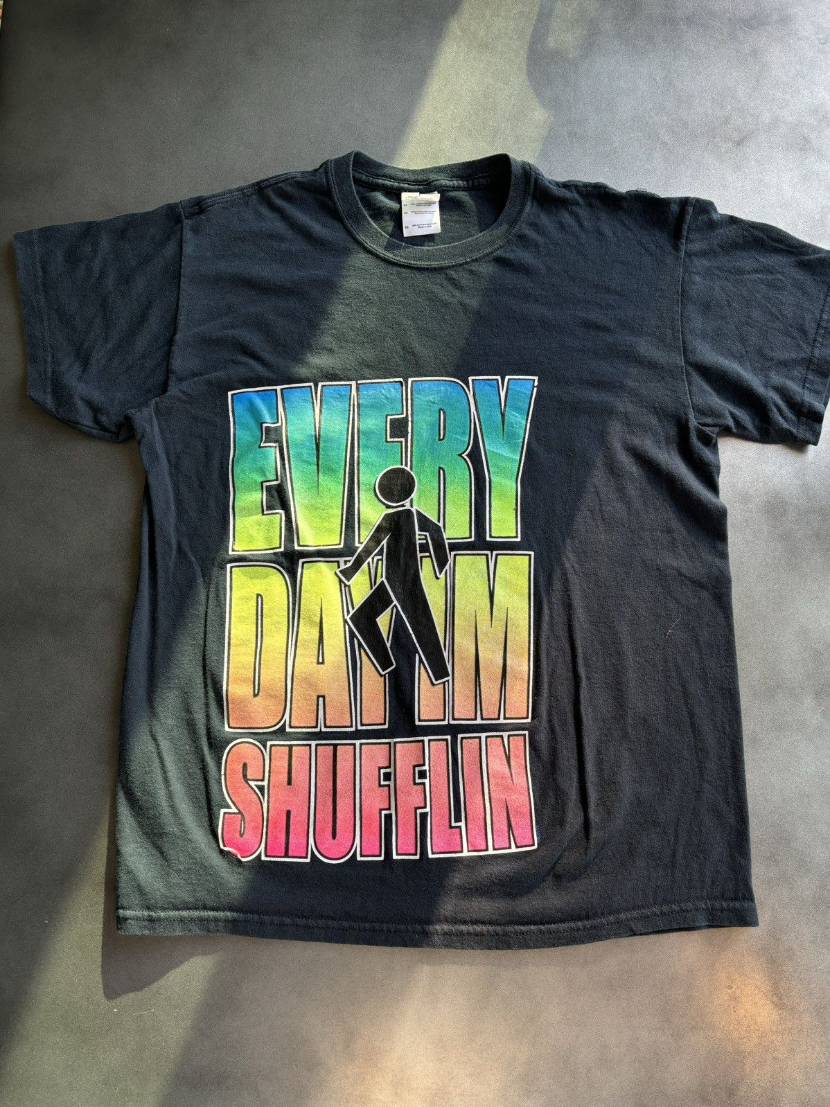 Band Tees × Fashion Victim × Vintage Y2K Everyday Im Shufflin Tee 2000s Vintage LMFAO Party Rock Size US S / EU 44-46 / 1 - 1 Thumbnail