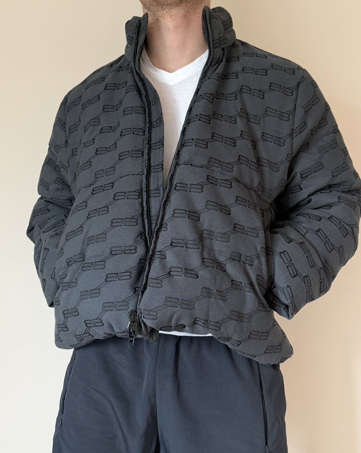 Balenciaga Balenciaga BB Monogram Puffer Down Jacket size 38 Size US M / EU 48-50 / 2 - 18 Thumbnail