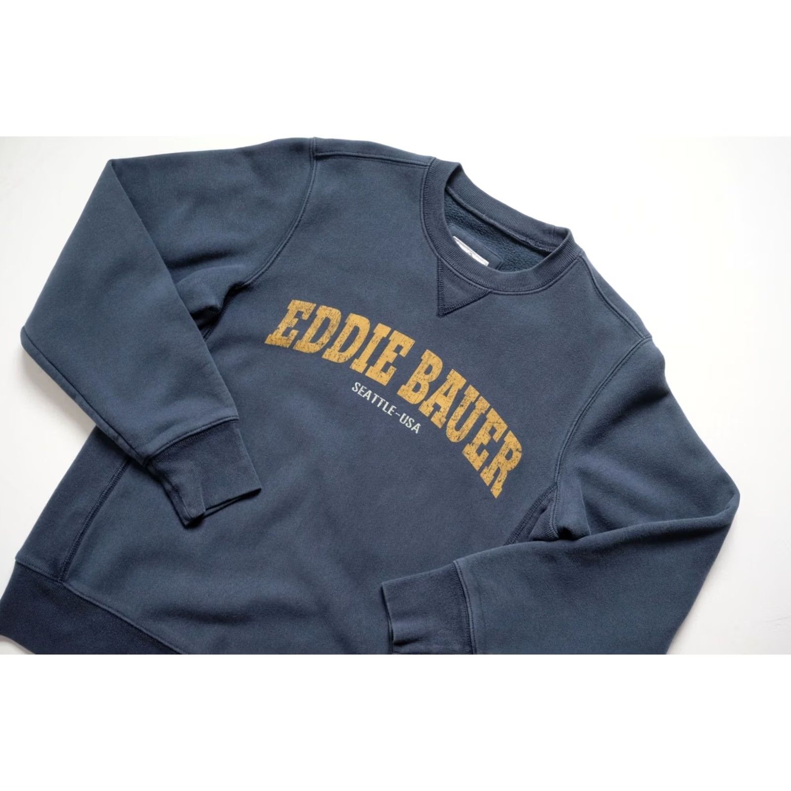 Eddie Bauer Eddie Bauer Sweatshirt VTG Y2K USA Cotton Outdoor Dark Gray Crew Neck Long Sleeve Size S Men Pullover All Seasons 22" PIT TO PIT 28" LENGTH Size US S / EU 44-46 / 1 - 5 Thumbnail