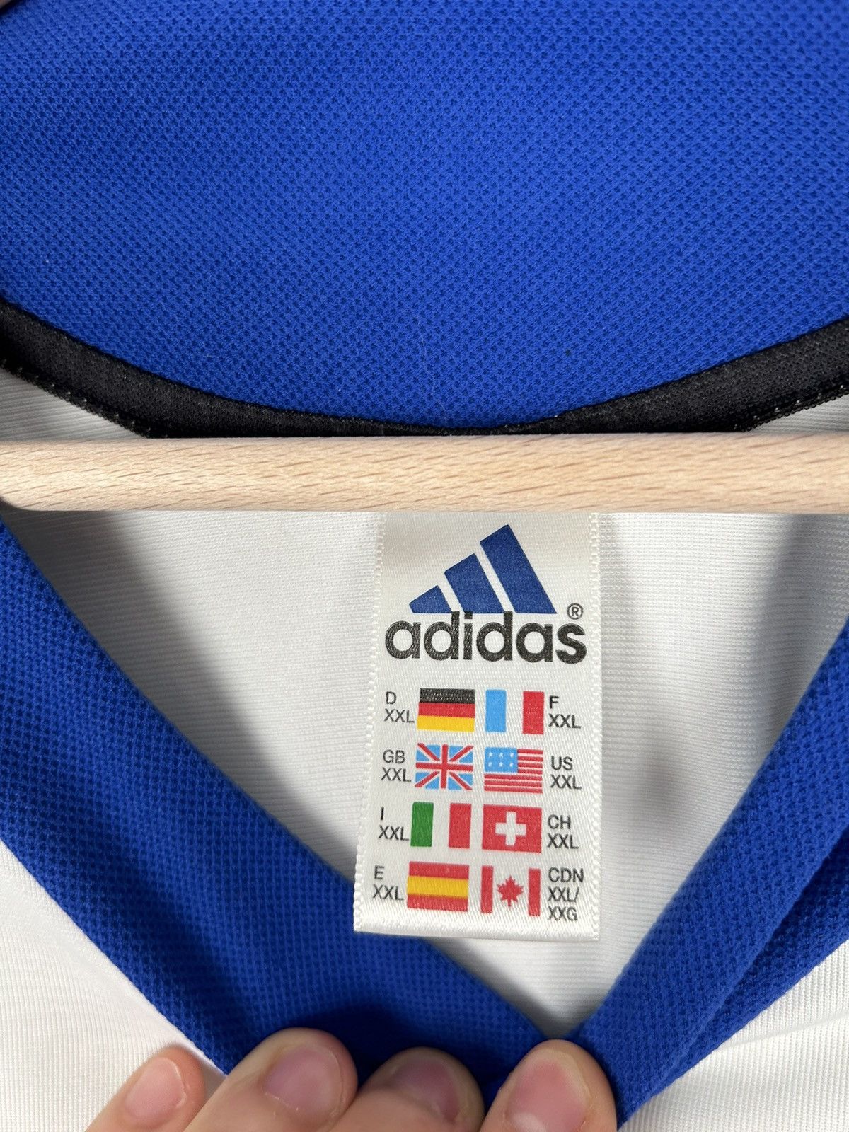 Adidas Vintage Adidas Equipment 90s Tee Logo Retro Hype Size US XXL / EU 58 / 5 - 6 Thumbnail