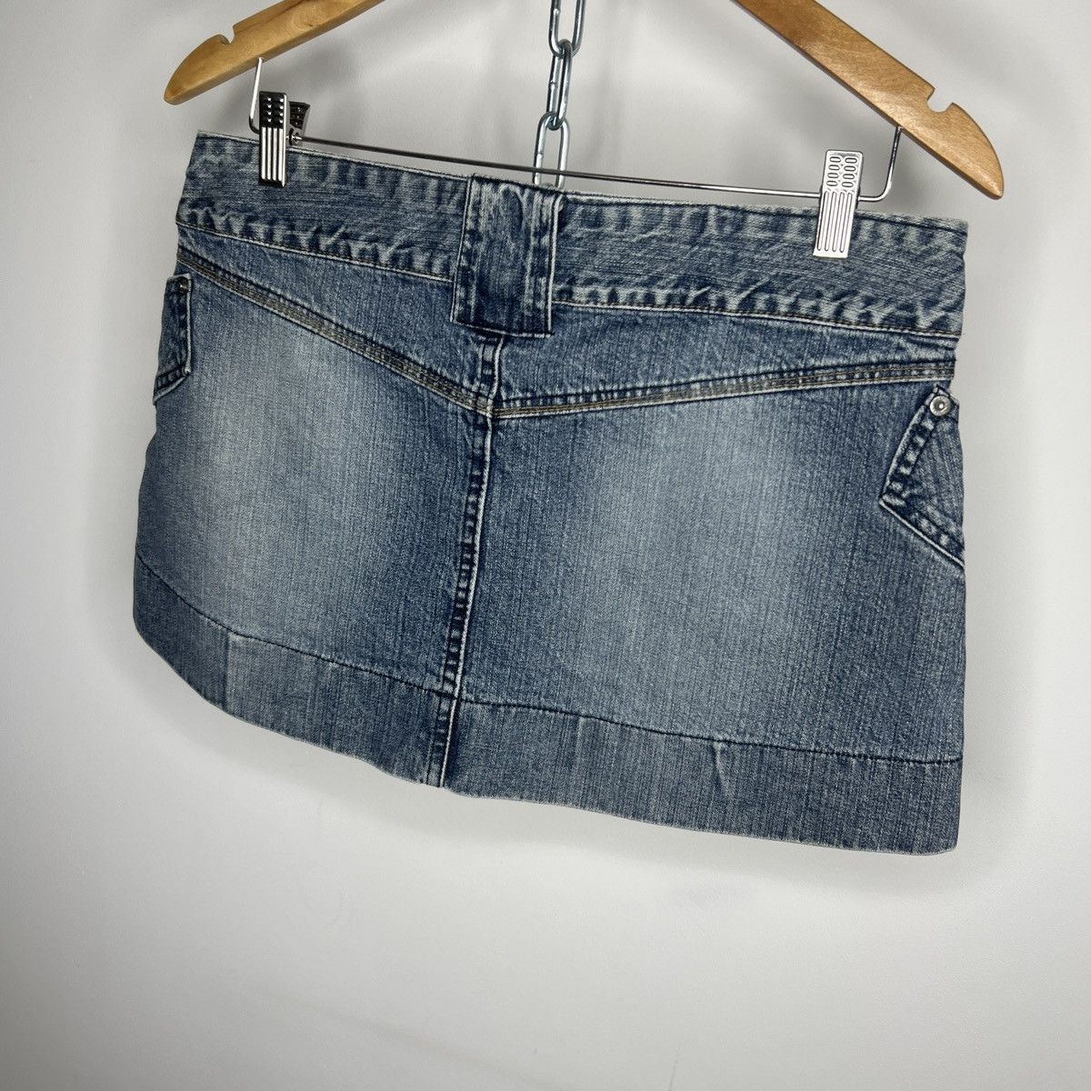 Dolce & Gabbana Vintage Dolce & Gabbana Mini Denim Jeans Skirt Size M 90s Size 28" / US 6 / IT 42 - 6 Thumbnail