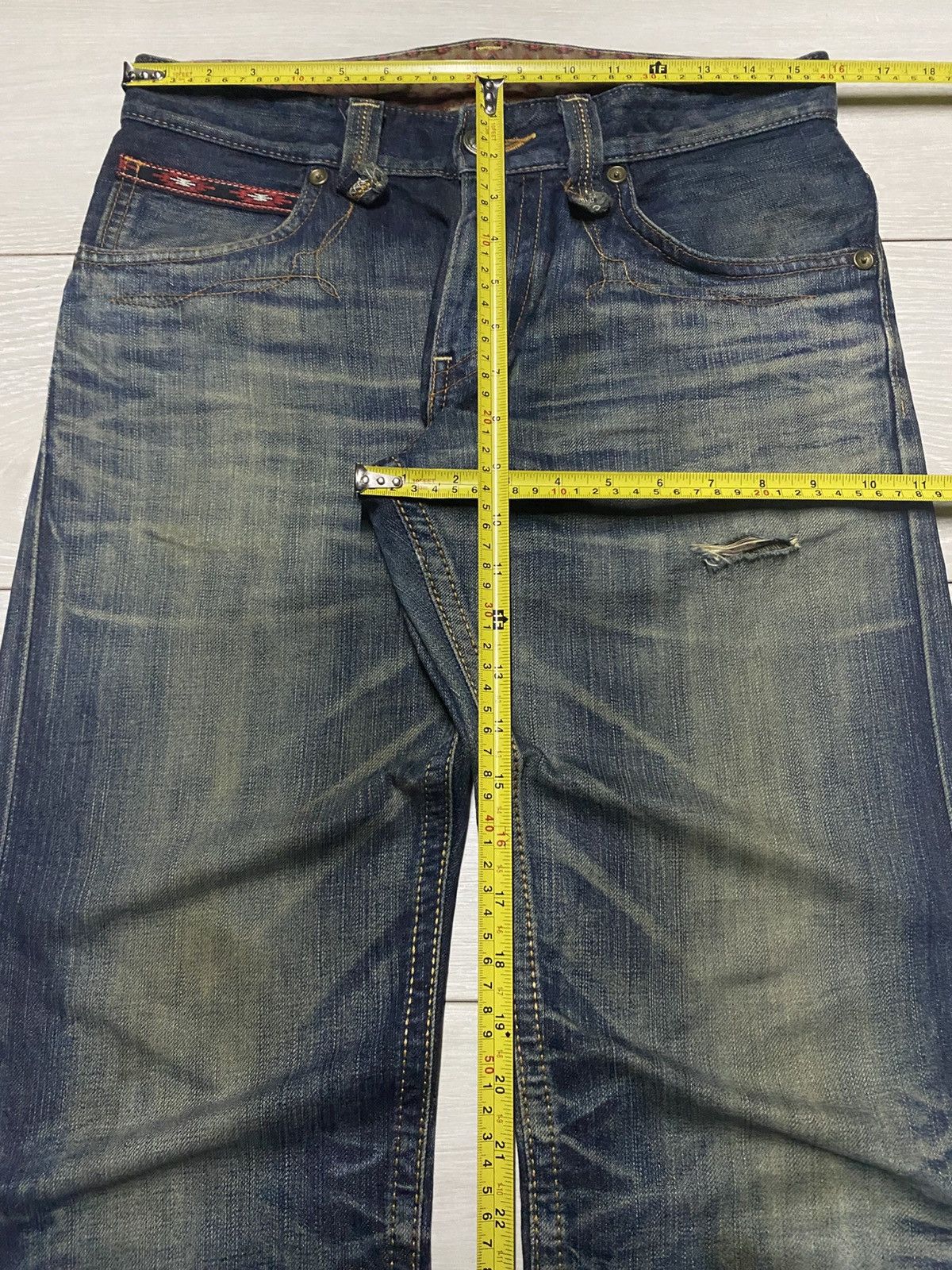 Edwin Vintage Edwin XV Mud Wash Honeycomb Distressed Loose Jeans Size US 31 - 17 Thumbnail