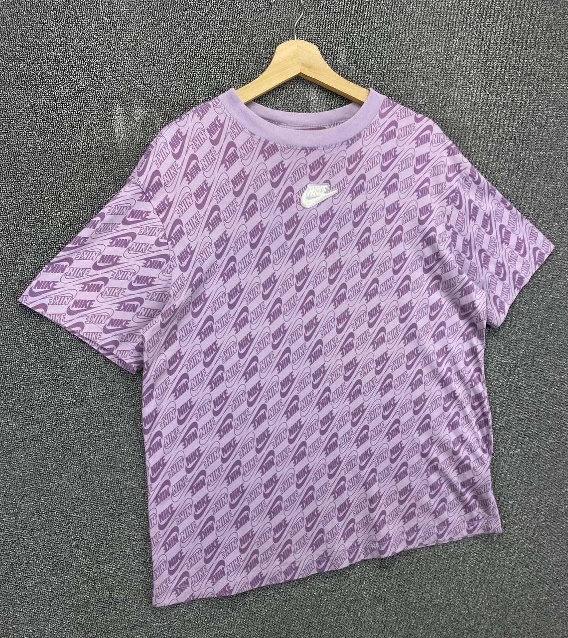 Nike Vintage Nike Fullprint Tee T Shirts Size US XL / EU 56 / 4 - 2 Thumbnail