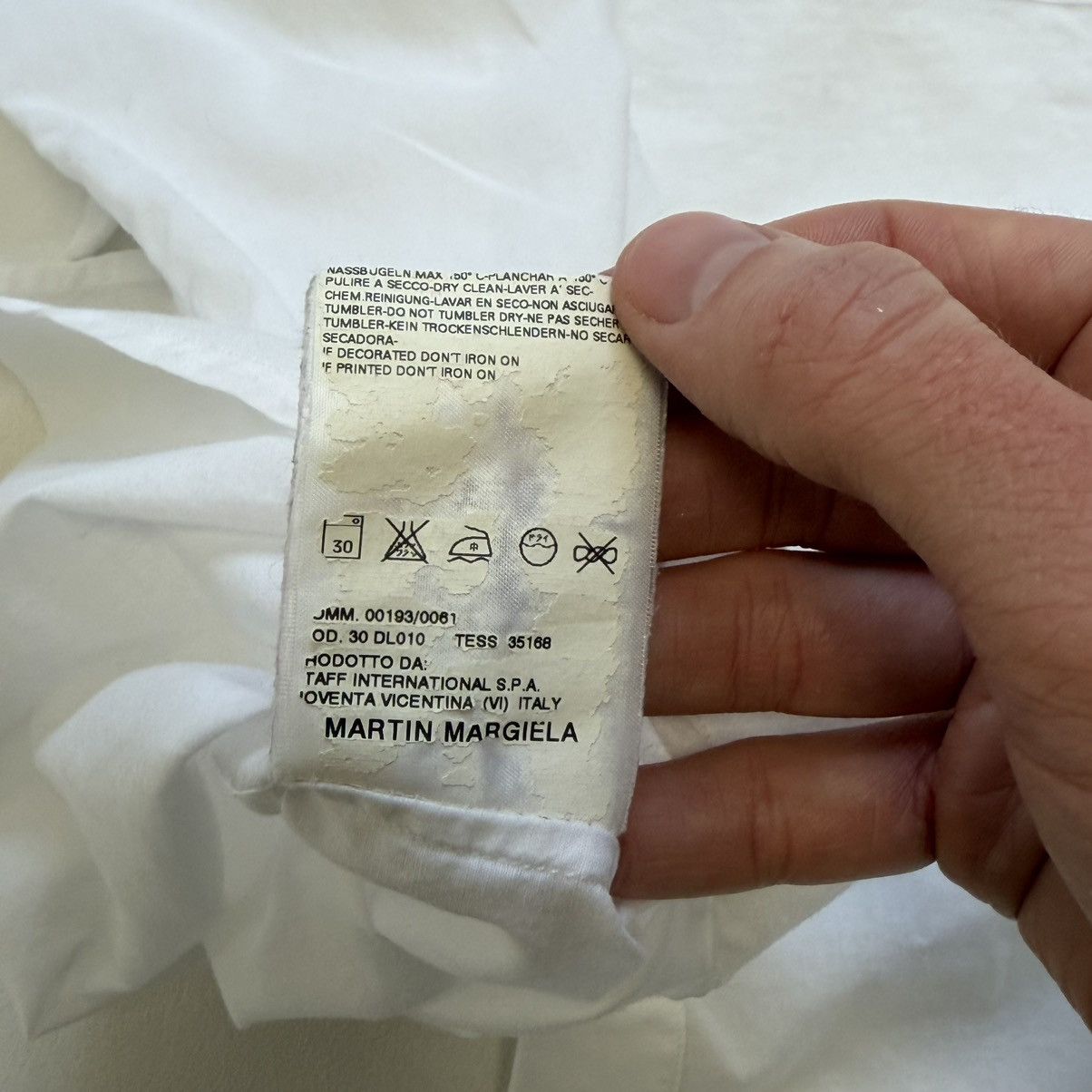 Maison Margiela S/S 06 ‘Contrast Facing’ White Cotton Shirt Size US L / EU 52-54 / 3 - 11 Thumbnail