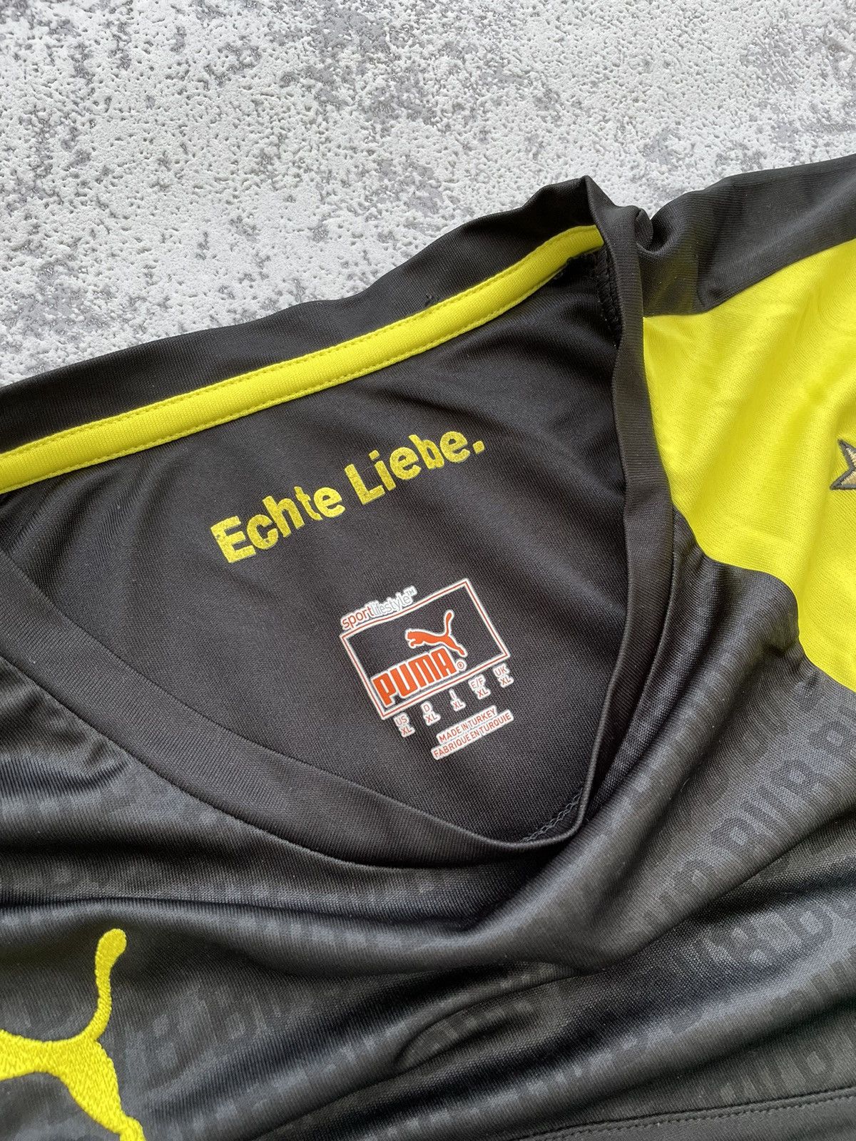 Puma Borussia Dortmund 2012/13 Puma Jersey Size US XL / EU 56 / 4 - 4 Thumbnail
