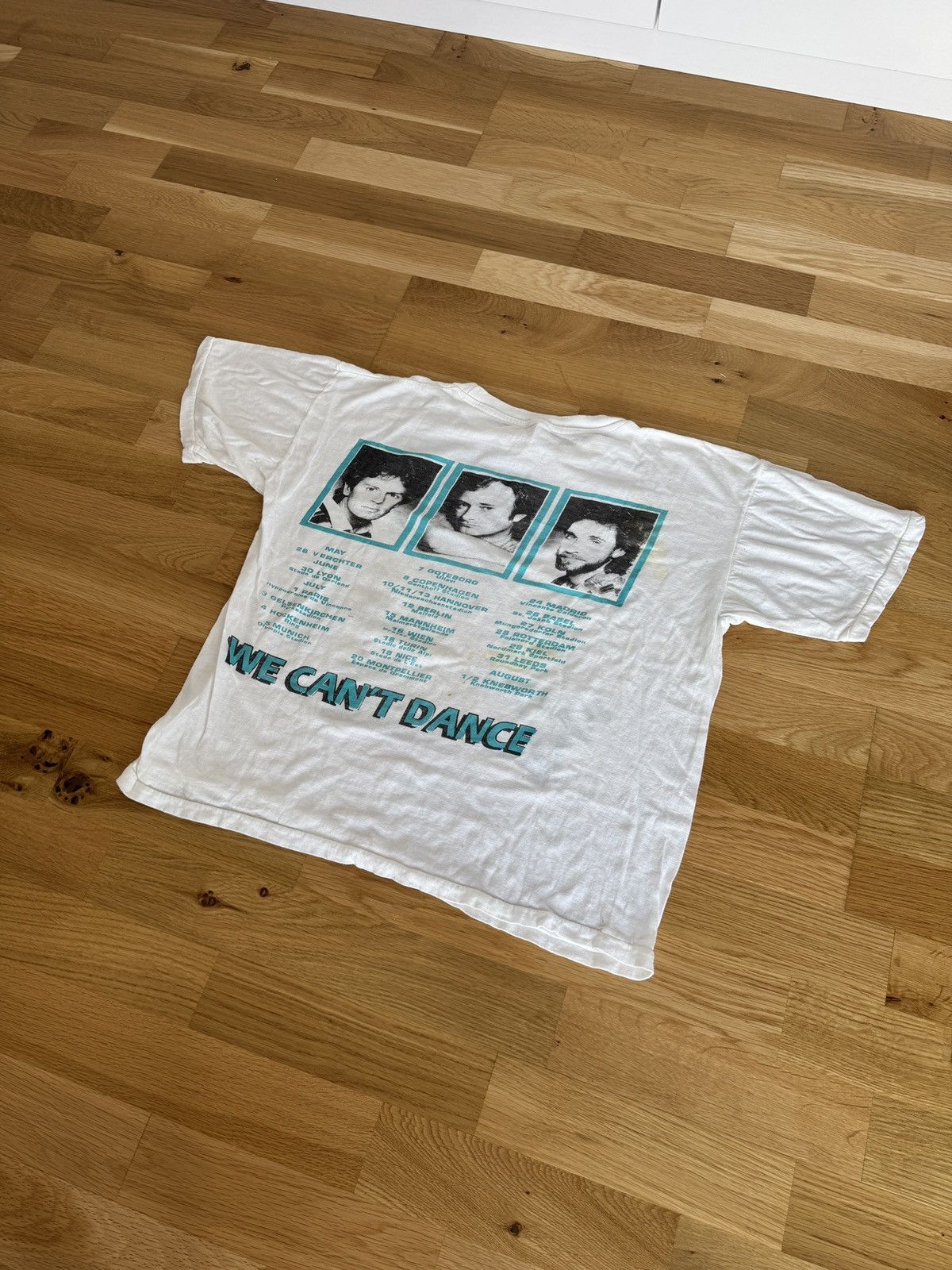 Vintage Vintage Genesis 1992 We Can’t Dance t-shirt single stitch Size US L / EU 52-54 / 3 - 4 Thumbnail