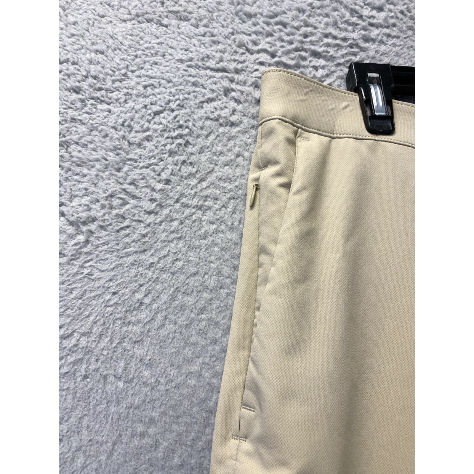Banana Republic VINTAGE Banana Republic Golf Pants Men's 40x29 Flat Khaki Slim Stretch Wicking 166-9 Size US 40 / EU 56 - 3 Thumbnail