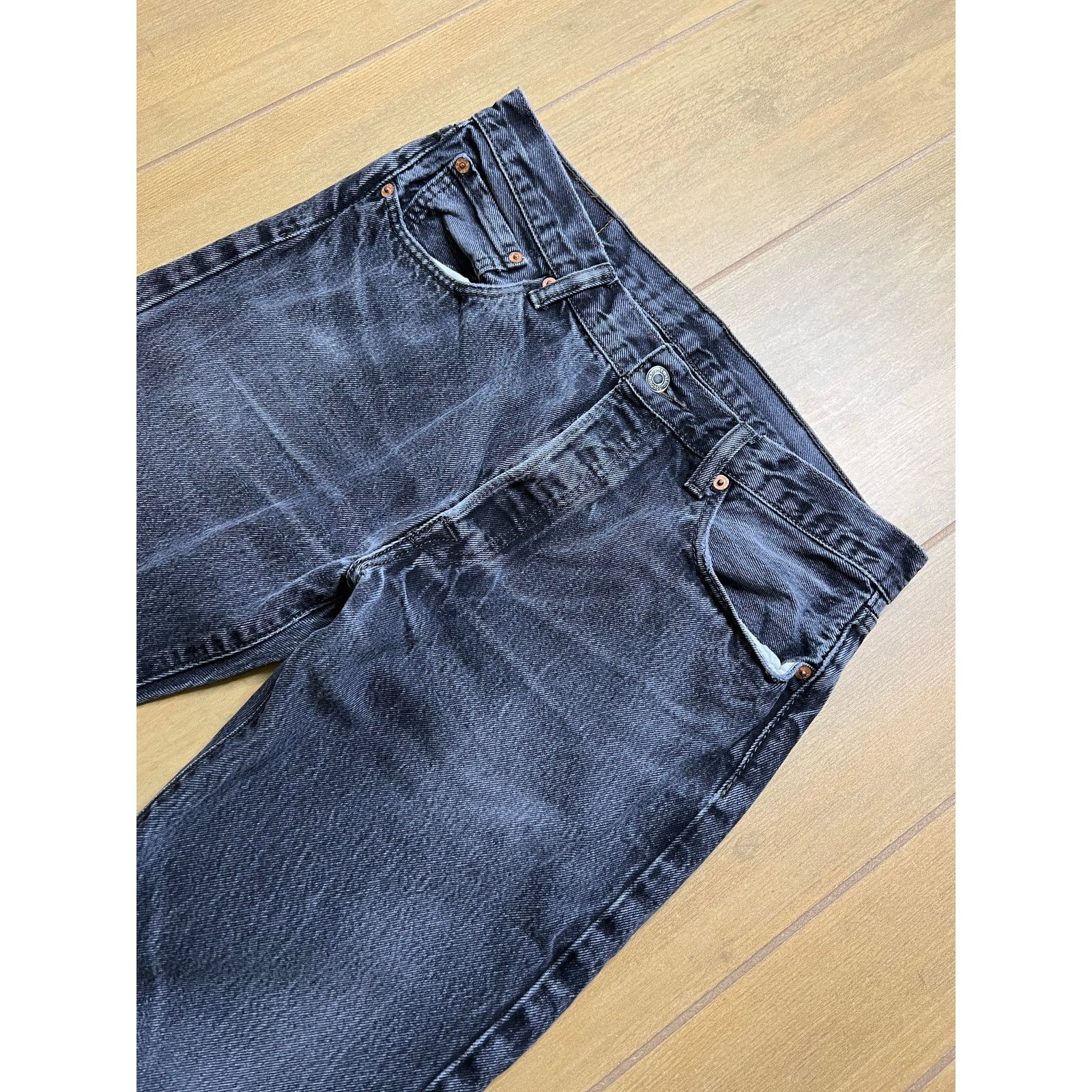 Levi's Levi’s 501 Jeans Mens Actual Sz 32x29 Black Gray Button Fly Size US 34 / EU 50 - 4 Thumbnail