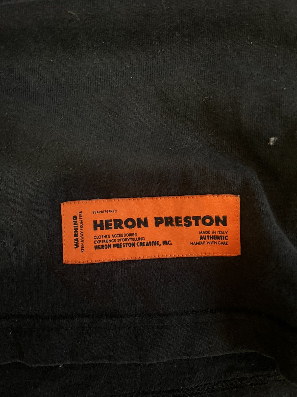 Heron Preston Heron Preston Faded Flaming s Size US M / EU 48-50 / 2 - 4 Thumbnail