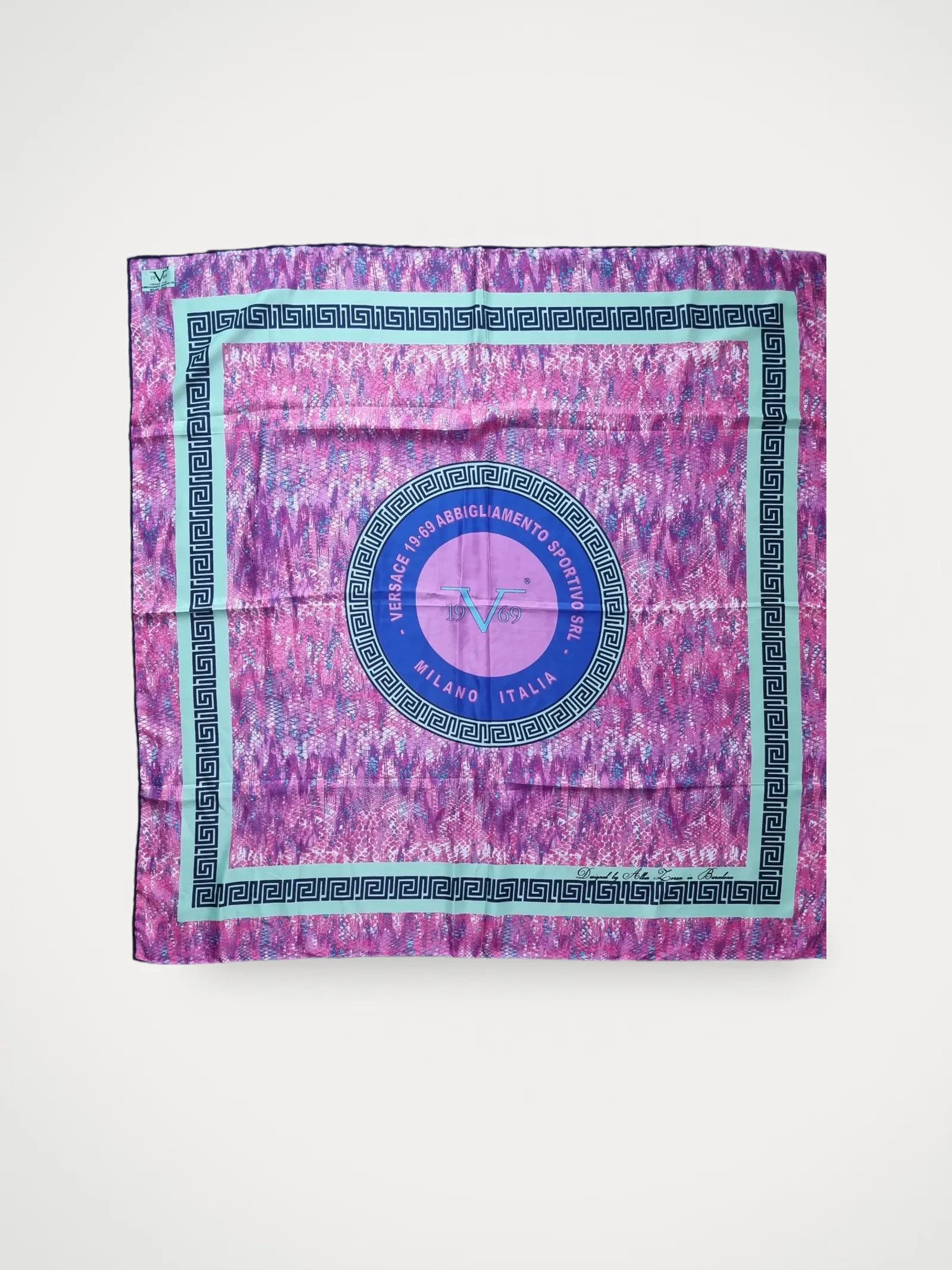 Versace Versace V E R S A C E Scarf Size ONE SIZE - 1 Thumbnail