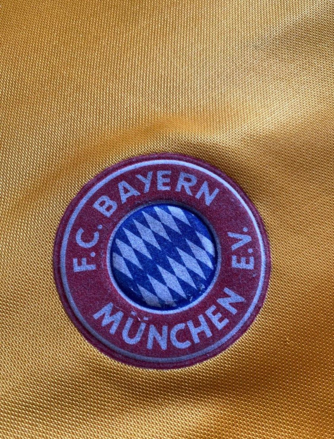 Adidas Vintage 1993/94 Bayern Munich “Opel” Yellow Away Jersey Size US XS / EU 42 / 0 - 6 Thumbnail