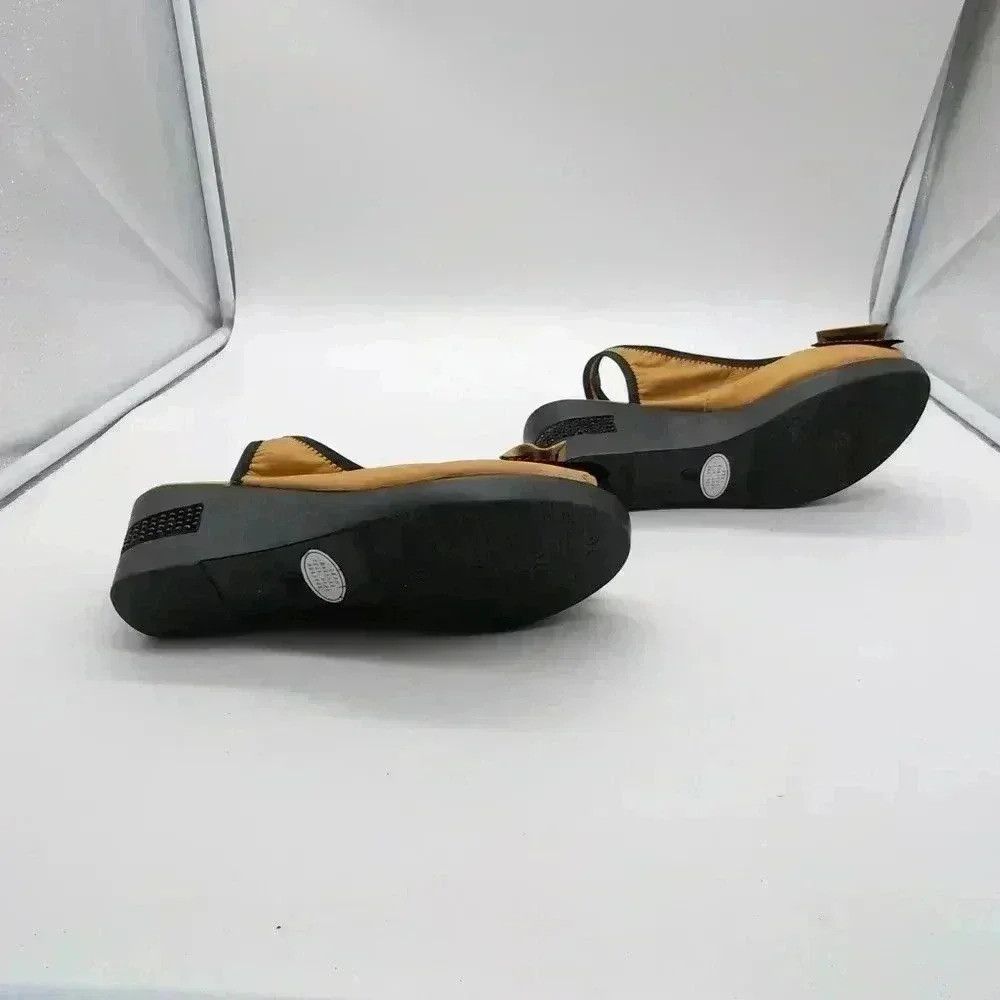 Other Lingjili Yellow Slingback Platforms sz 6.5 bow toe Size US 6.5 / IT 36.5 - 6 Thumbnail