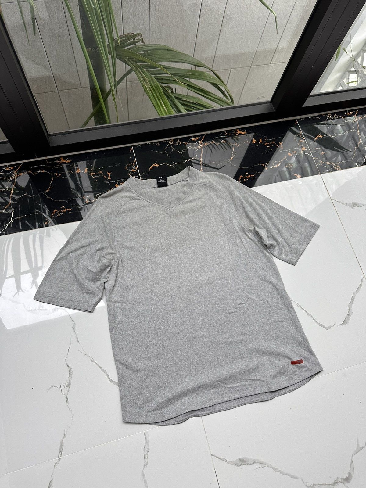 Nike × Vintage NIKE VINTAGE MINI LOGO STREETWEAR T-SHIRT Size US L / EU 52-54 / 3 - 1 Thumbnail