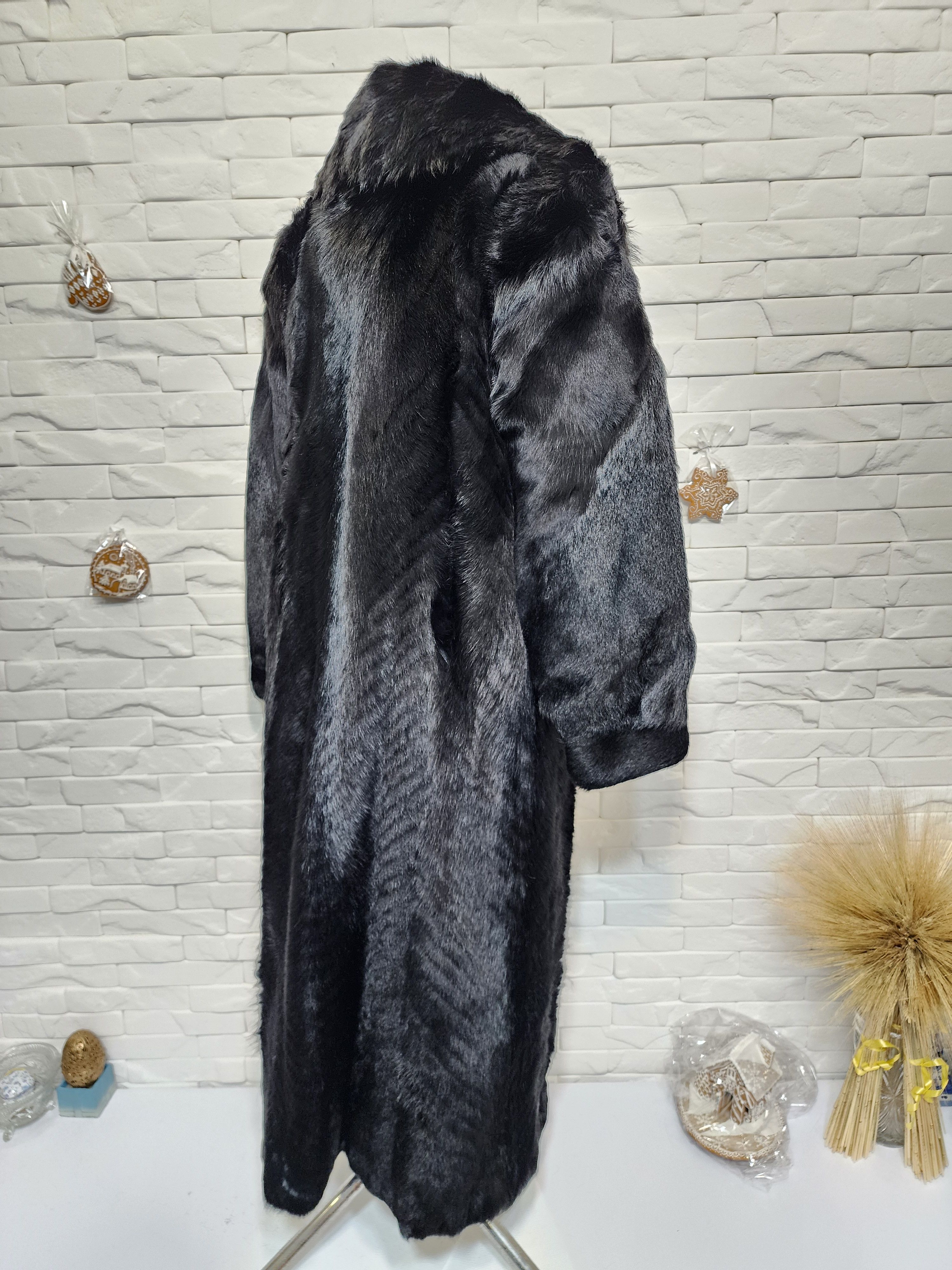 Furla Black Genuine Fur Coat: Women's Winter Warm Coat Size XL / US 12-14 / IT 48-50 - 5 Thumbnail