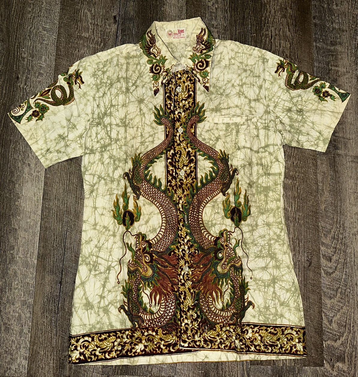 Other Vintage Batik Keris Twin Dragon Hawaiian Button Shirt size M Size US M / EU 48-50 / 2 - 1 Thumbnail
