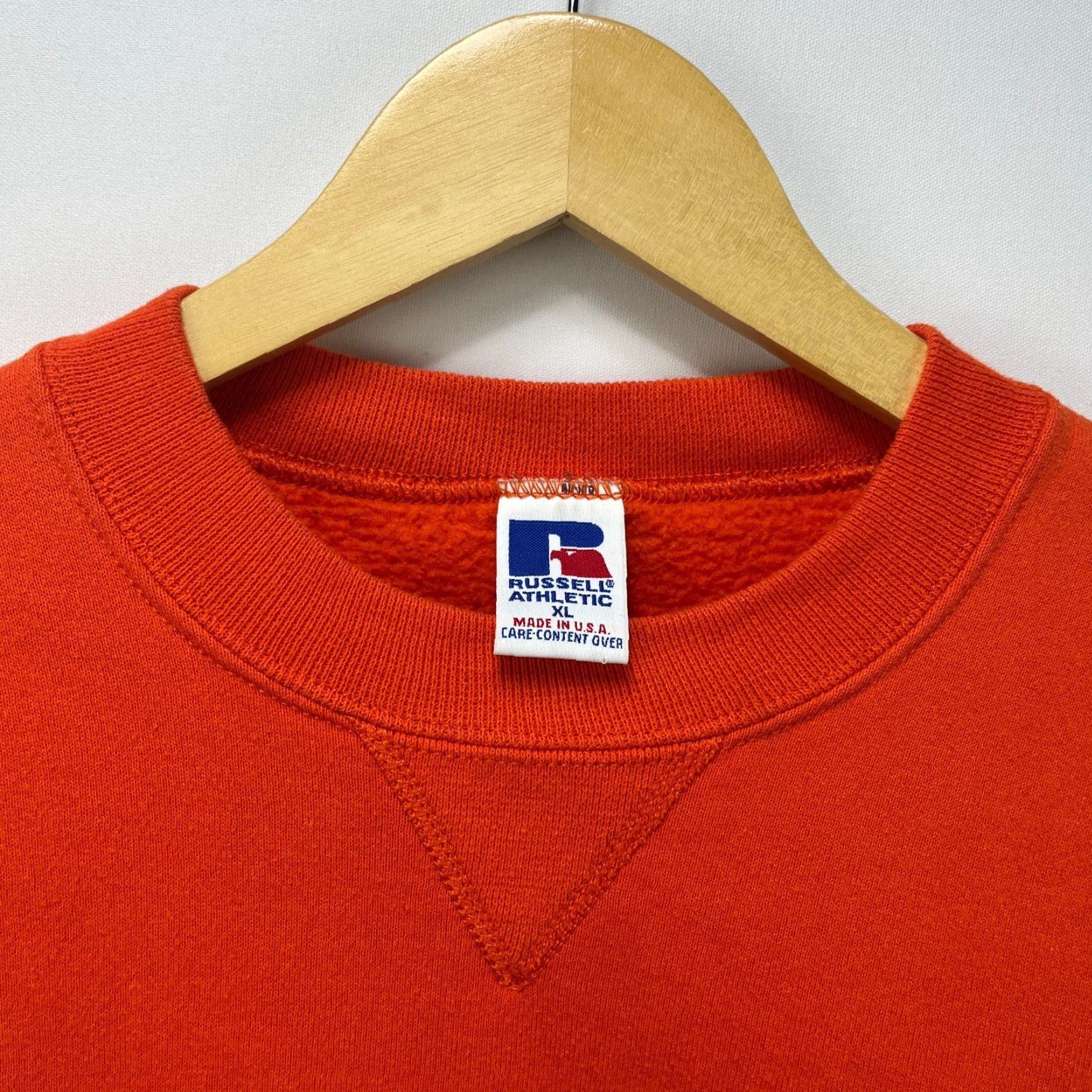 Russell Athletic VINTAGE Russell Athletic Orange Sweatshirt XL Mens Pullover 90s Made in USA Size US XL / EU 56 / 4 - 4 Thumbnail