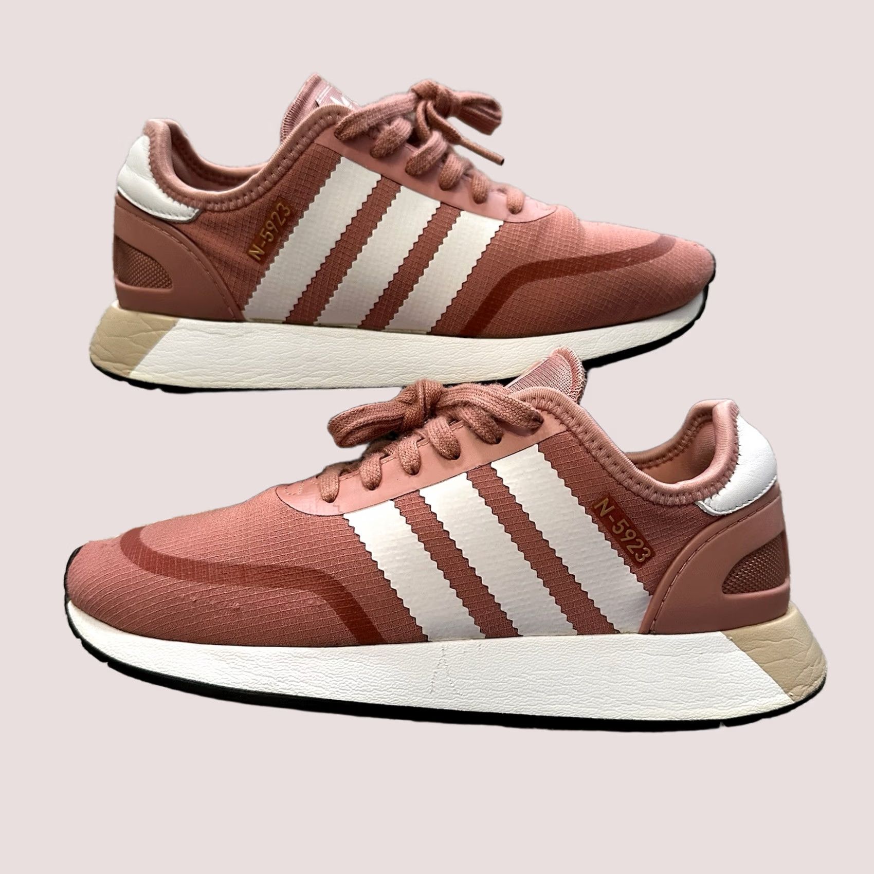 Adidas Adidas N-5923 Sneakers Womens 7 Low Top Trainers Ash Pink White AQ0267 Size US 7 / IT 37 - 1 Thumbnail