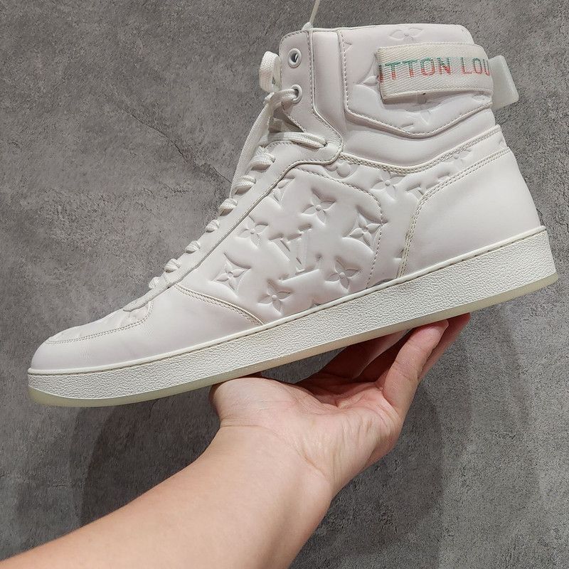 Louis Vuitton Louis Vuitton Rivoli High-Top Sneakers for Men - Size US 11 / EU 44 - 7 Thumbnail