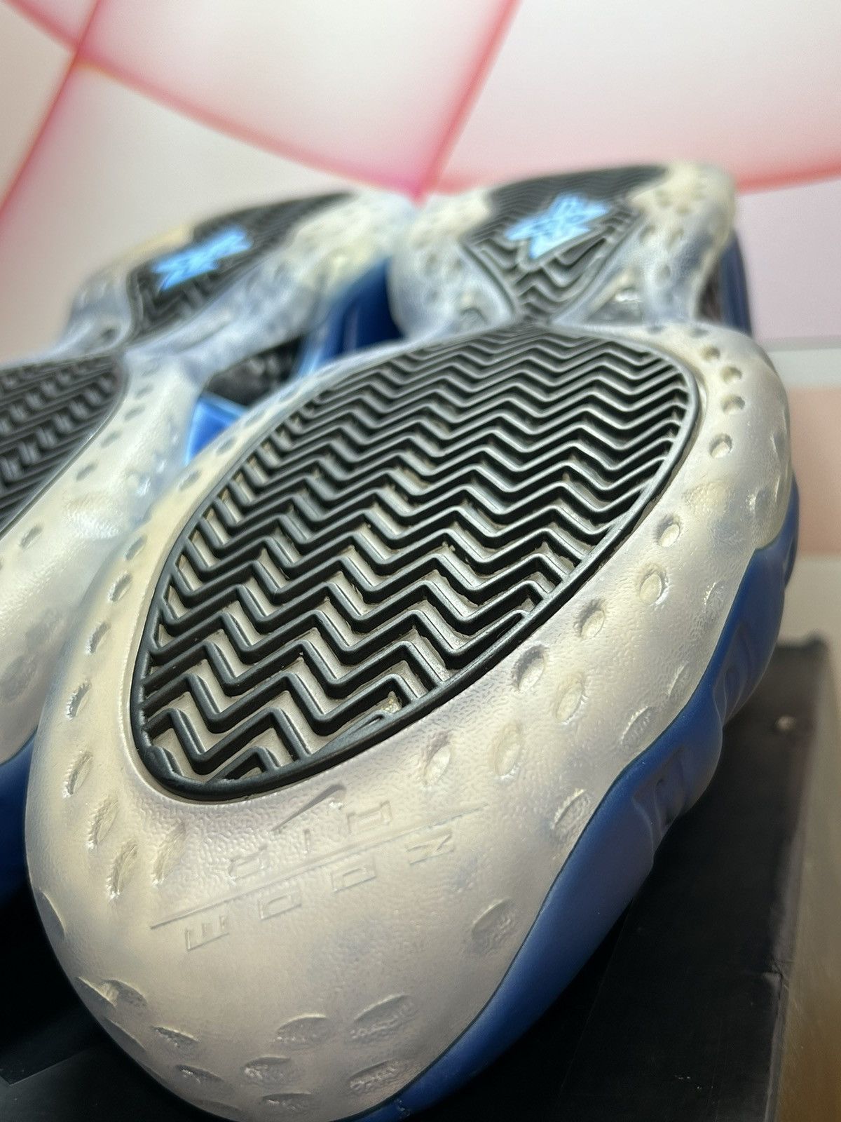 Nike Size 10 - Nike Air Foamposite One University Blue 2016 Size US 10 / EU 43 - 8 Thumbnail