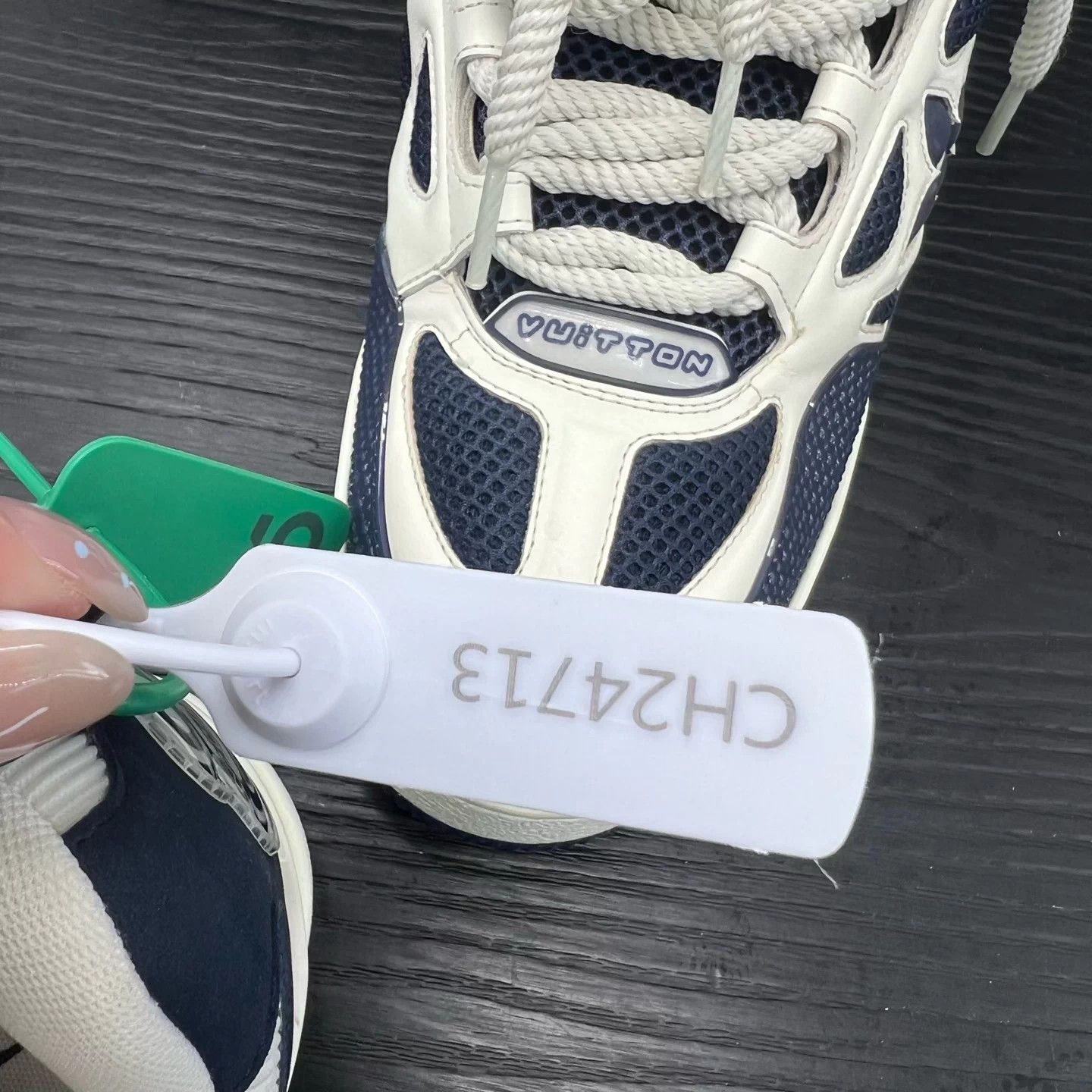 Louis Vuitton LV Skate Blue/White US8.5/42.5 New Original Box Size US 8.5 / EU 41-42 - 9 Thumbnail