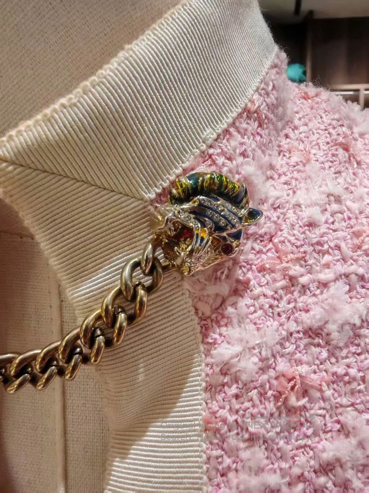 Gucci Gucci Pink Chain Tweed Dress. Size S / US 4 / IT 40 - 5 Thumbnail