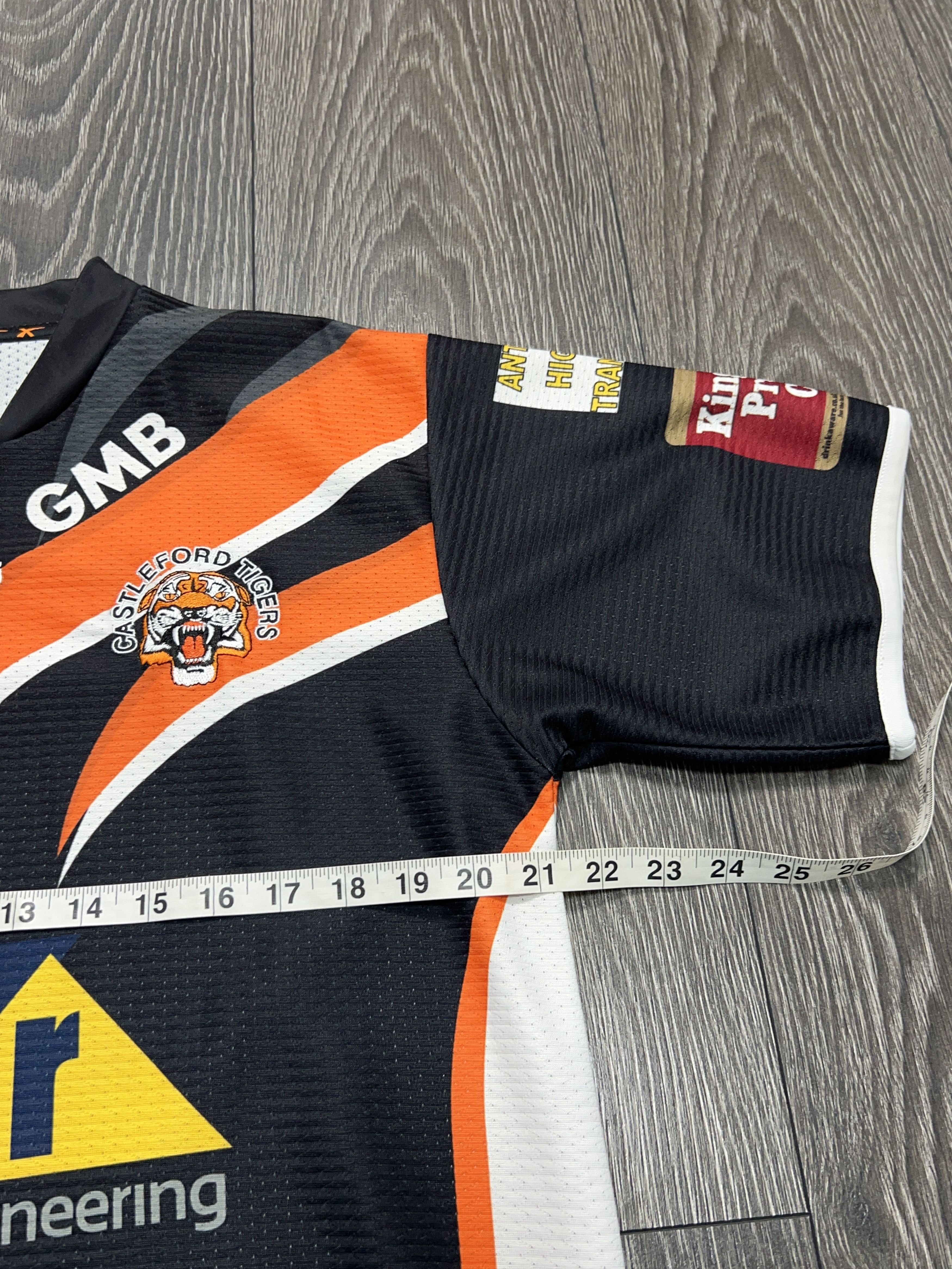 Gear for Sports XBlades Castleford Tigers Rugby League England Jersey Shirt Size US M / EU 48-50 / 2 - 7 Thumbnail