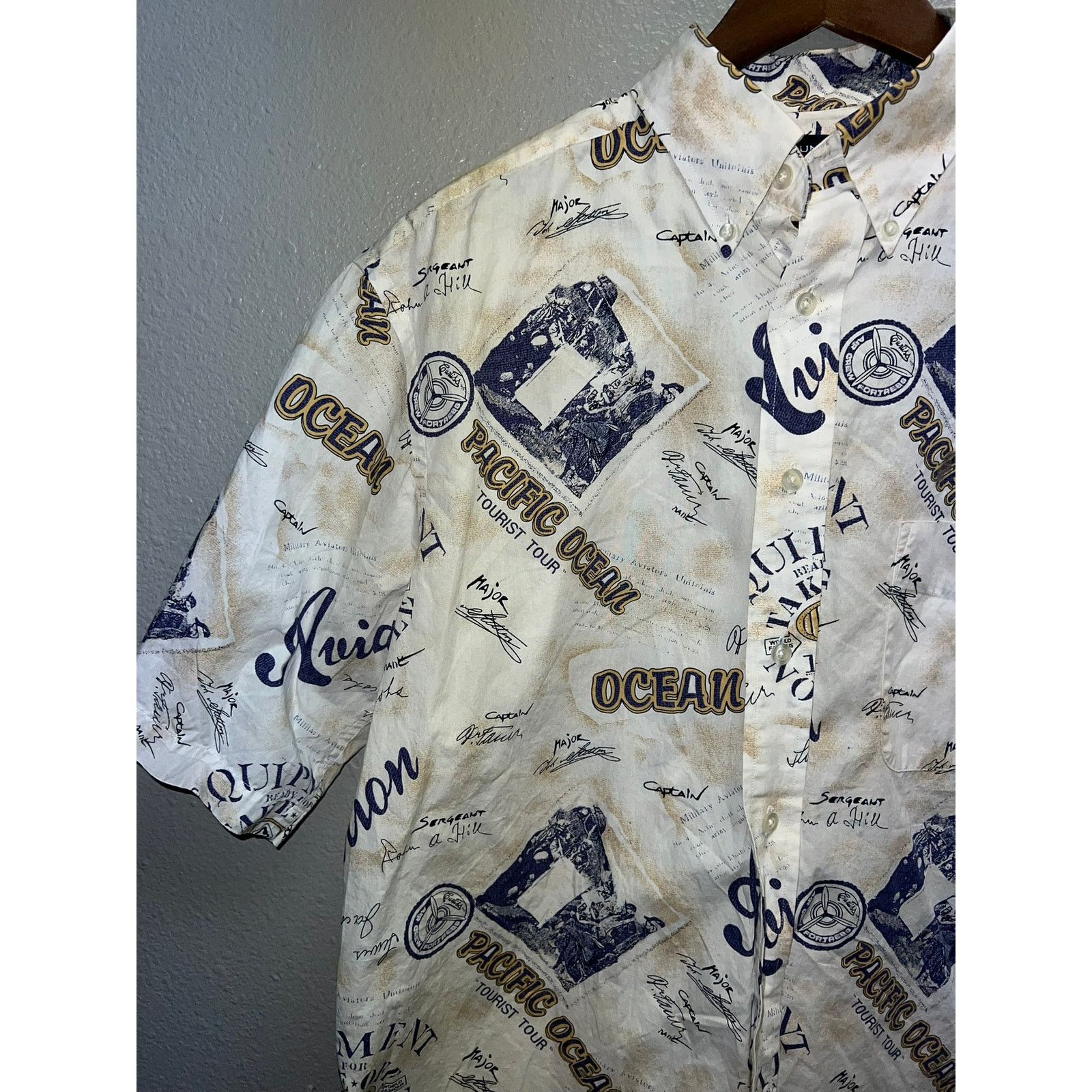 Roundtree & Yorke Vintage Roundtree & Yorke Button Down Shirt Tourist Medium Size US M / EU 48-50 / 2 - 3 Thumbnail