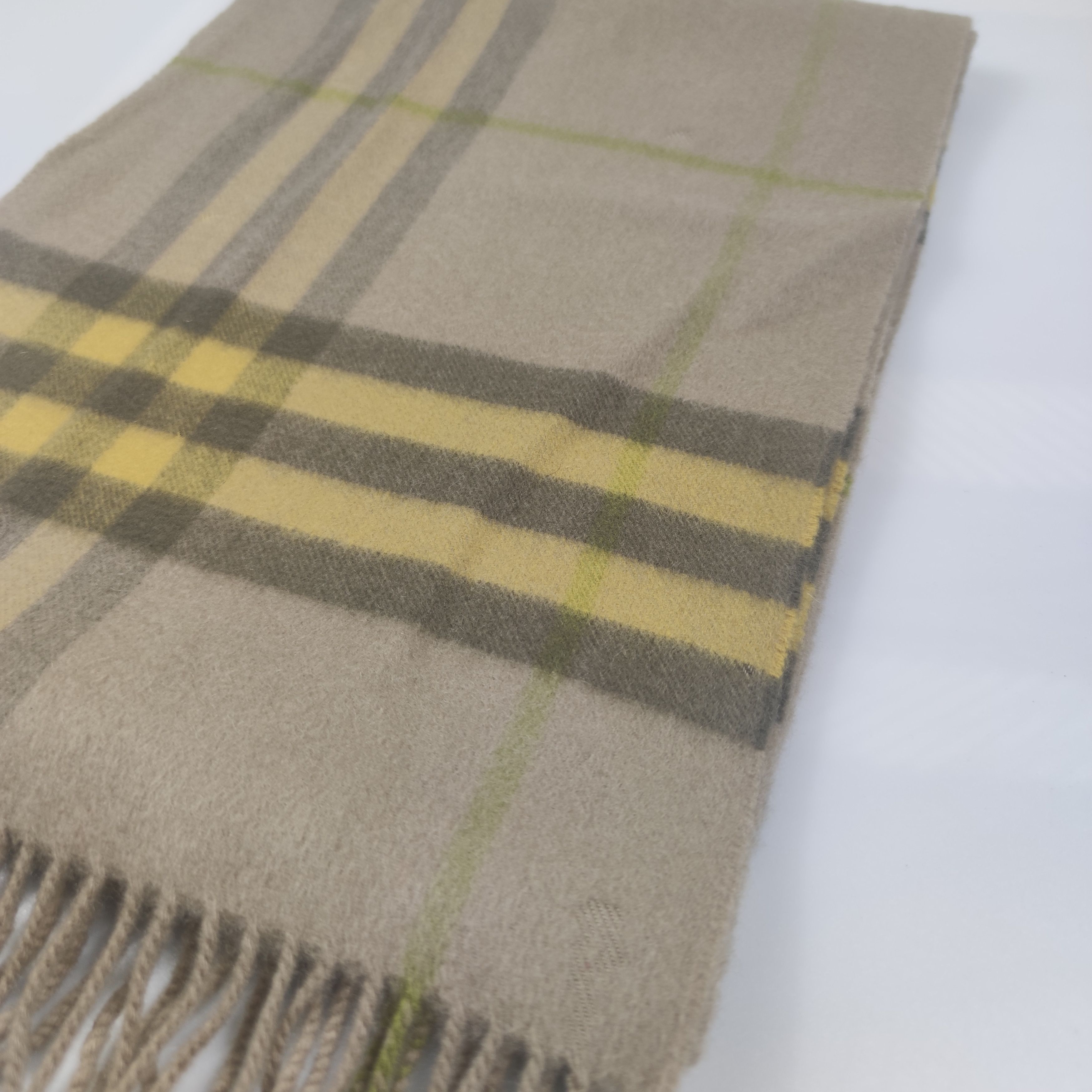 Burberry Burberry Scarf/Muffler/Cashmere S428 Size ONE SIZE - 8 Thumbnail