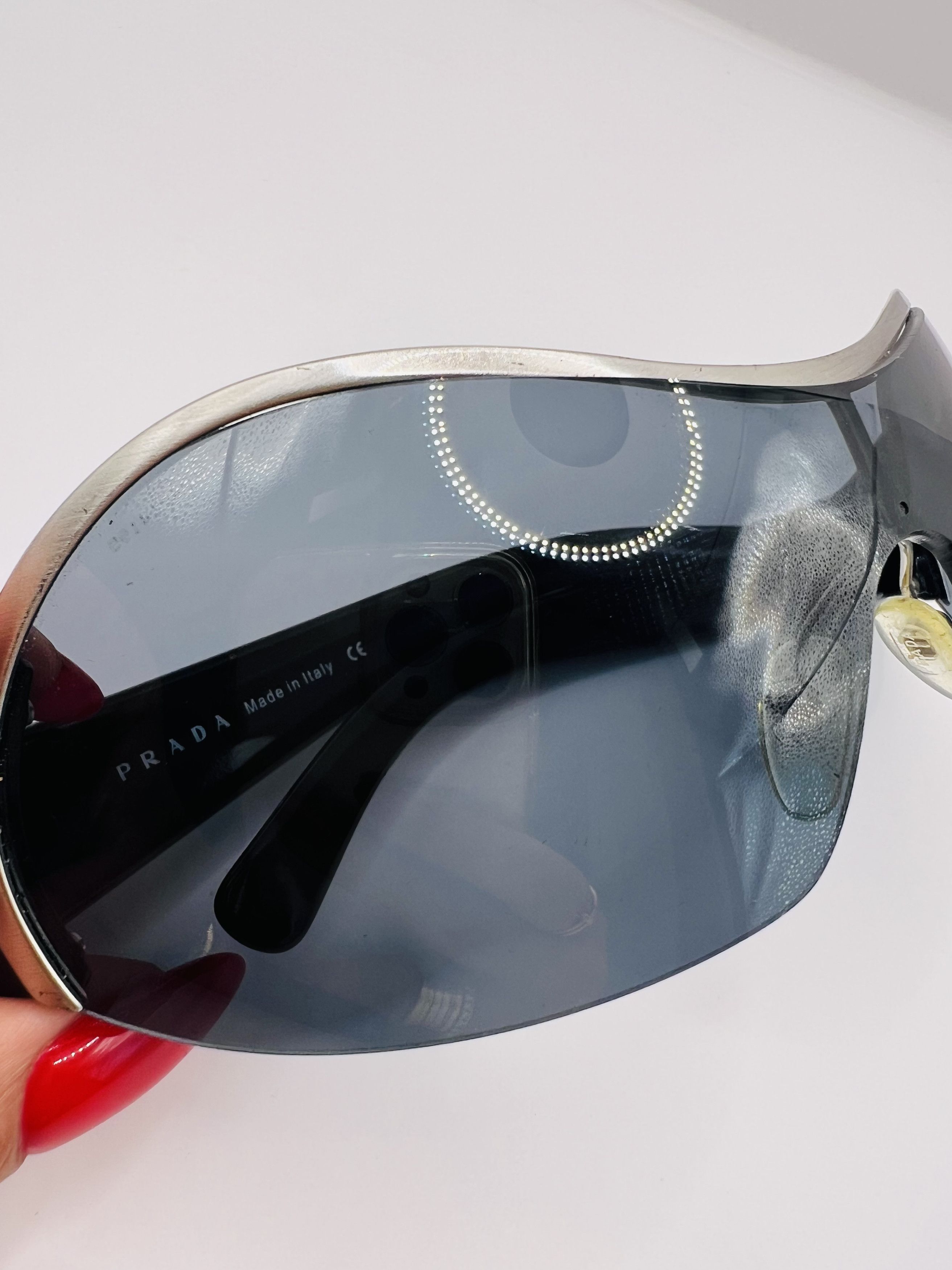 Prada Prada shield sunglasses Size ONE SIZE - 13 Thumbnail