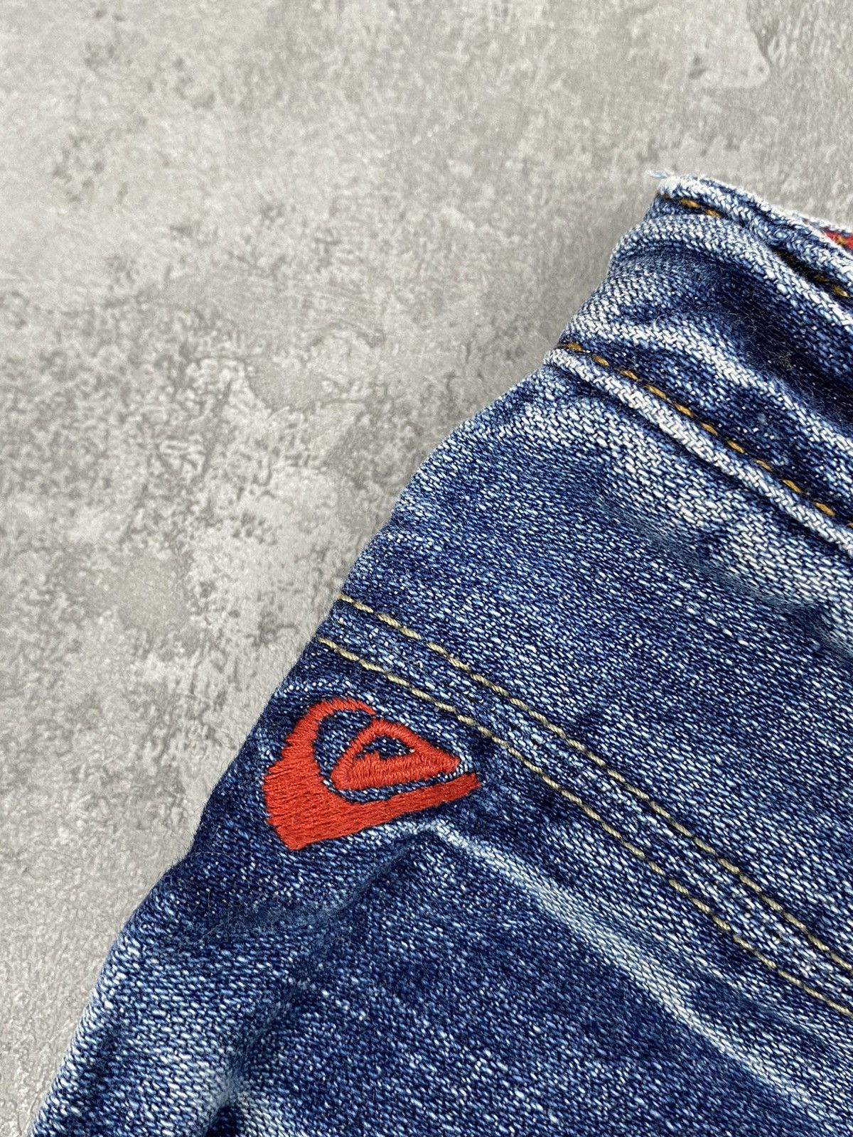 Quiksilver Quiksilver Relaxed Fit Distresed Denim quikjean skate Size US 33 - 9 Thumbnail