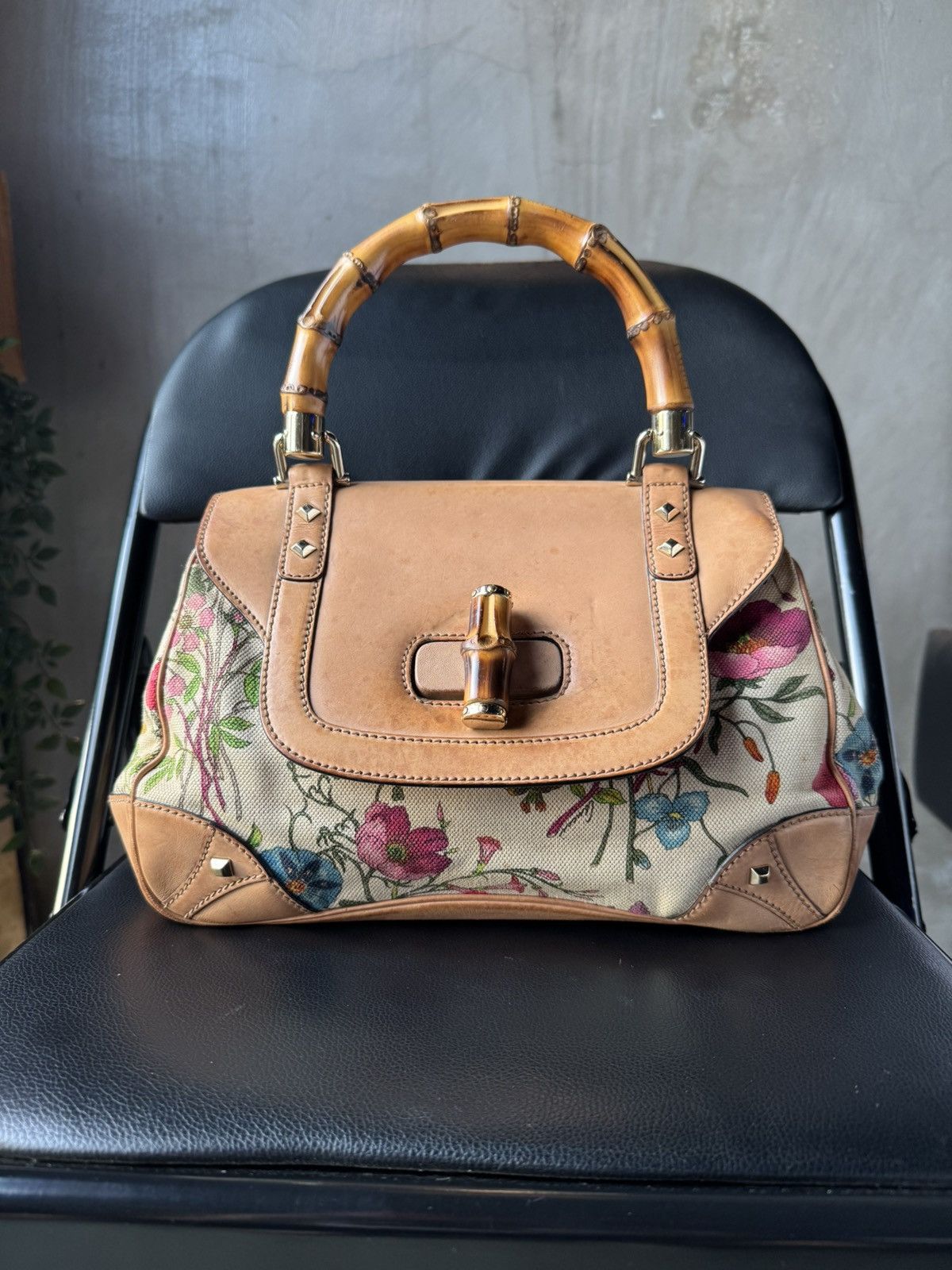 Gucci Gucci Bamboo Flora Nailhead Canvas Handbag Multiple colors Size ONE SIZE - 2 Thumbnail