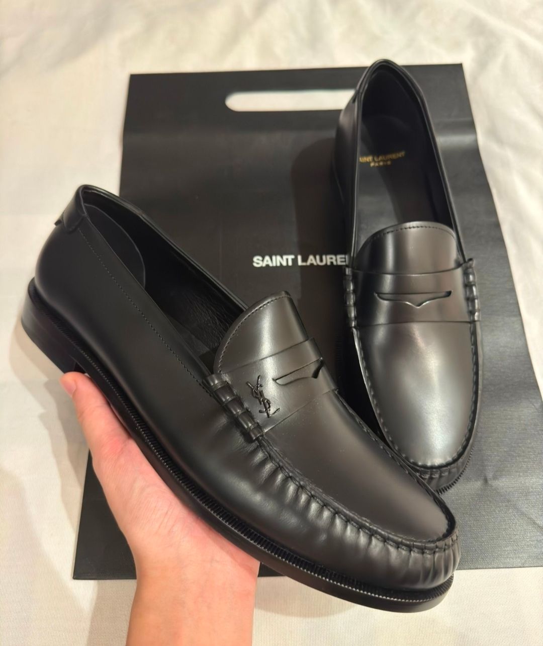Pre-owned Saint Laurent Logo Loafers In Black