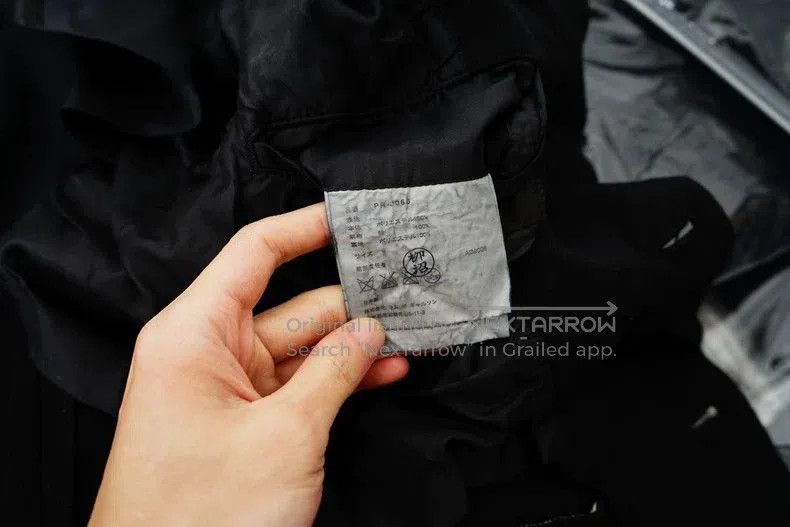Comme des Garcons Comme des Garçons Embroidered Polyester Blazer. Size US XS / EU 42 / 0 - 9 Thumbnail