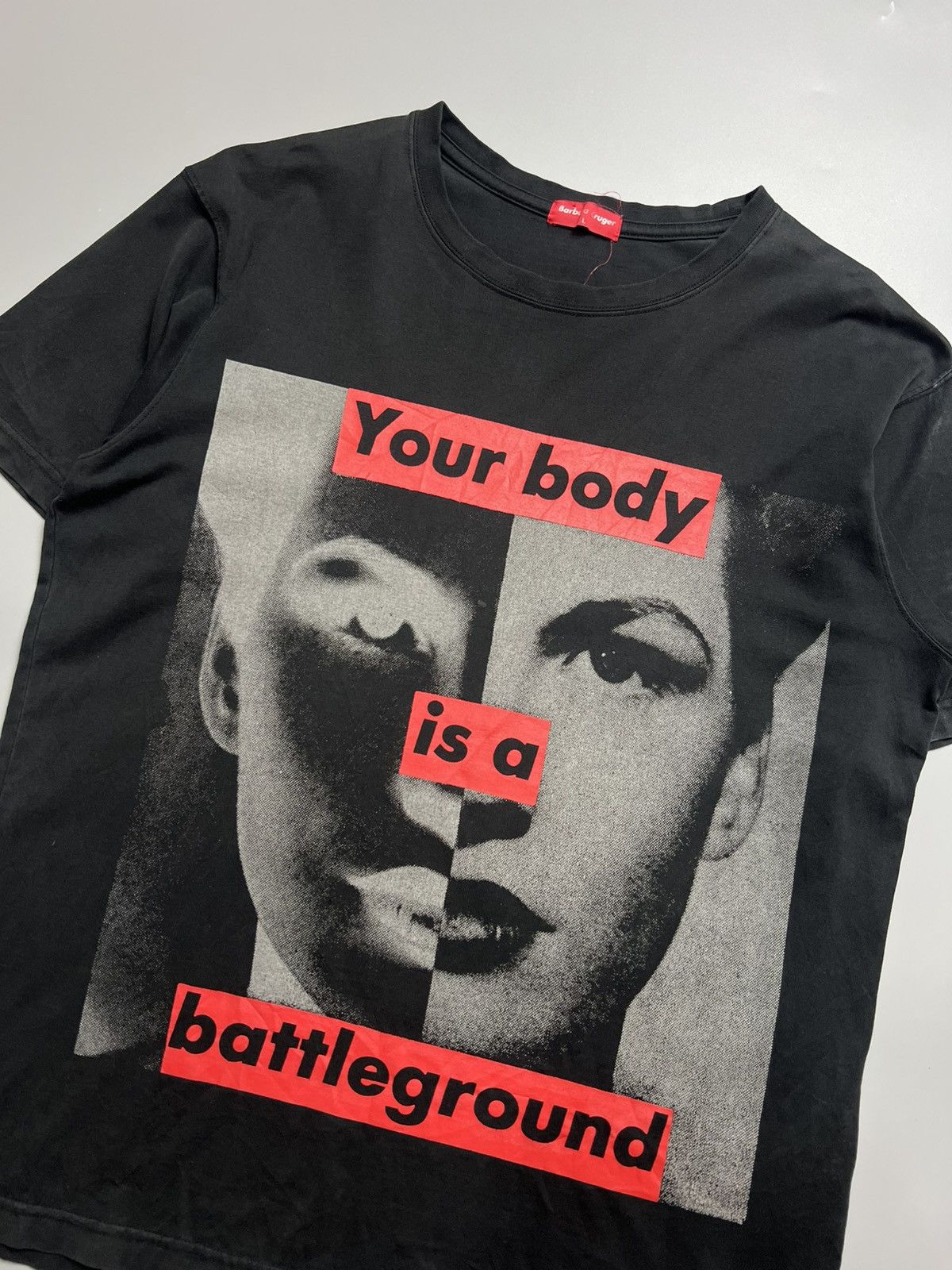 Barbara Kruger × Japanese Brand × Vintage Vintage Barbara Krueger x UT 'BattleGround' Size US L / EU 52-54 / 3 - 2 Thumbnail