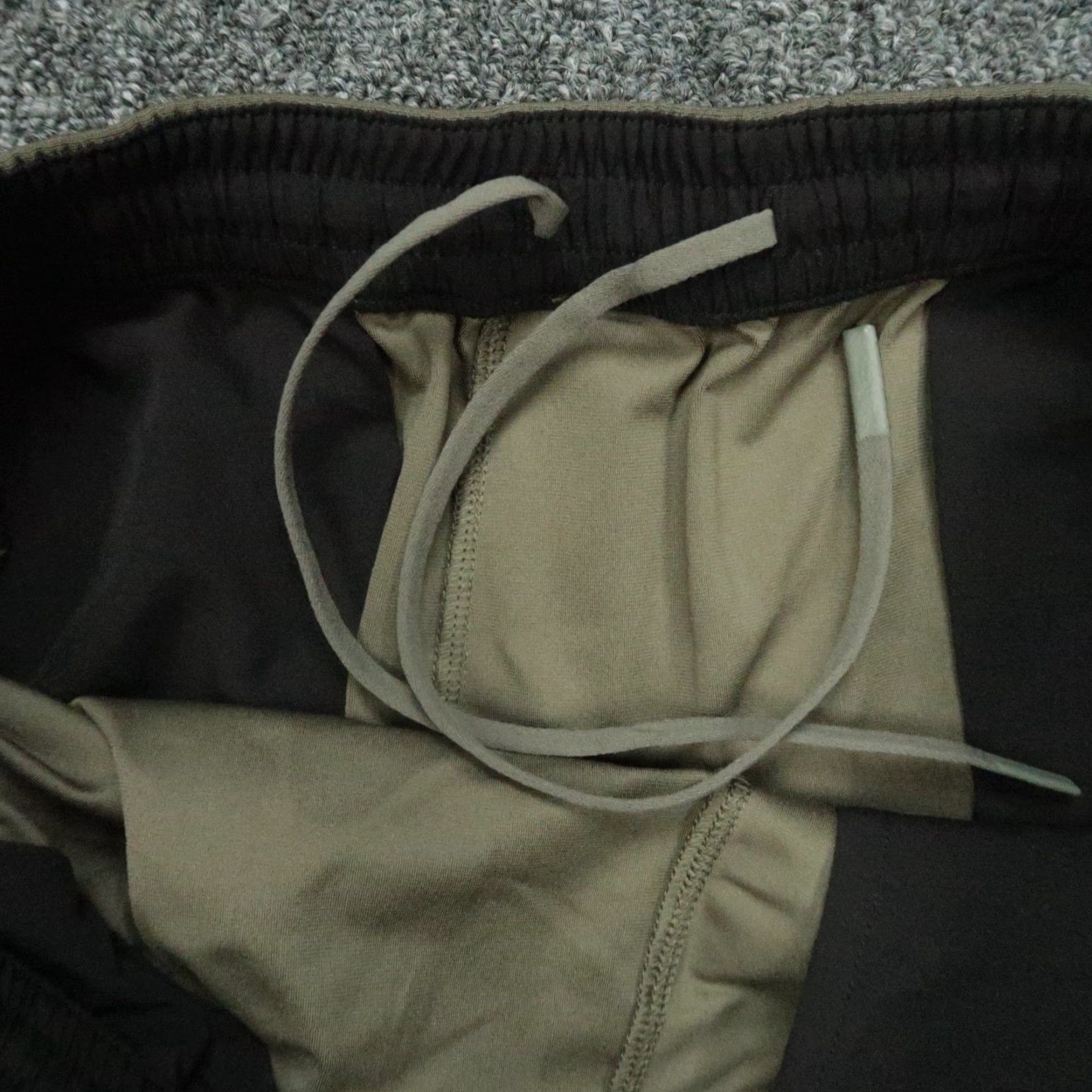 Lululemon Lululemon Pants Men Large Green ABC Pull On Trouser Training Zip Pockets Size US 33 - 5 Thumbnail
