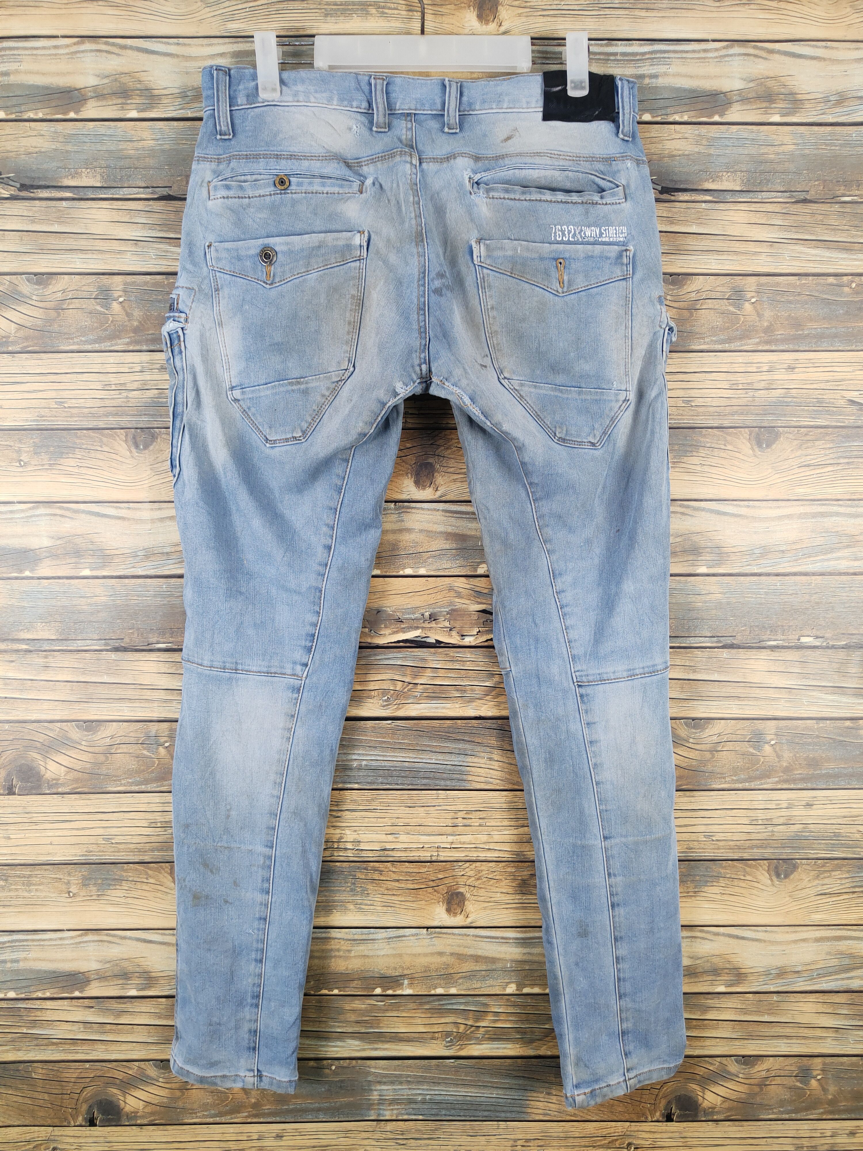 Japanese Brand I'z Frontier Blue Distressed Ripped Jeans #W2091 Size US 32 / EU 48 - 9 Thumbnail